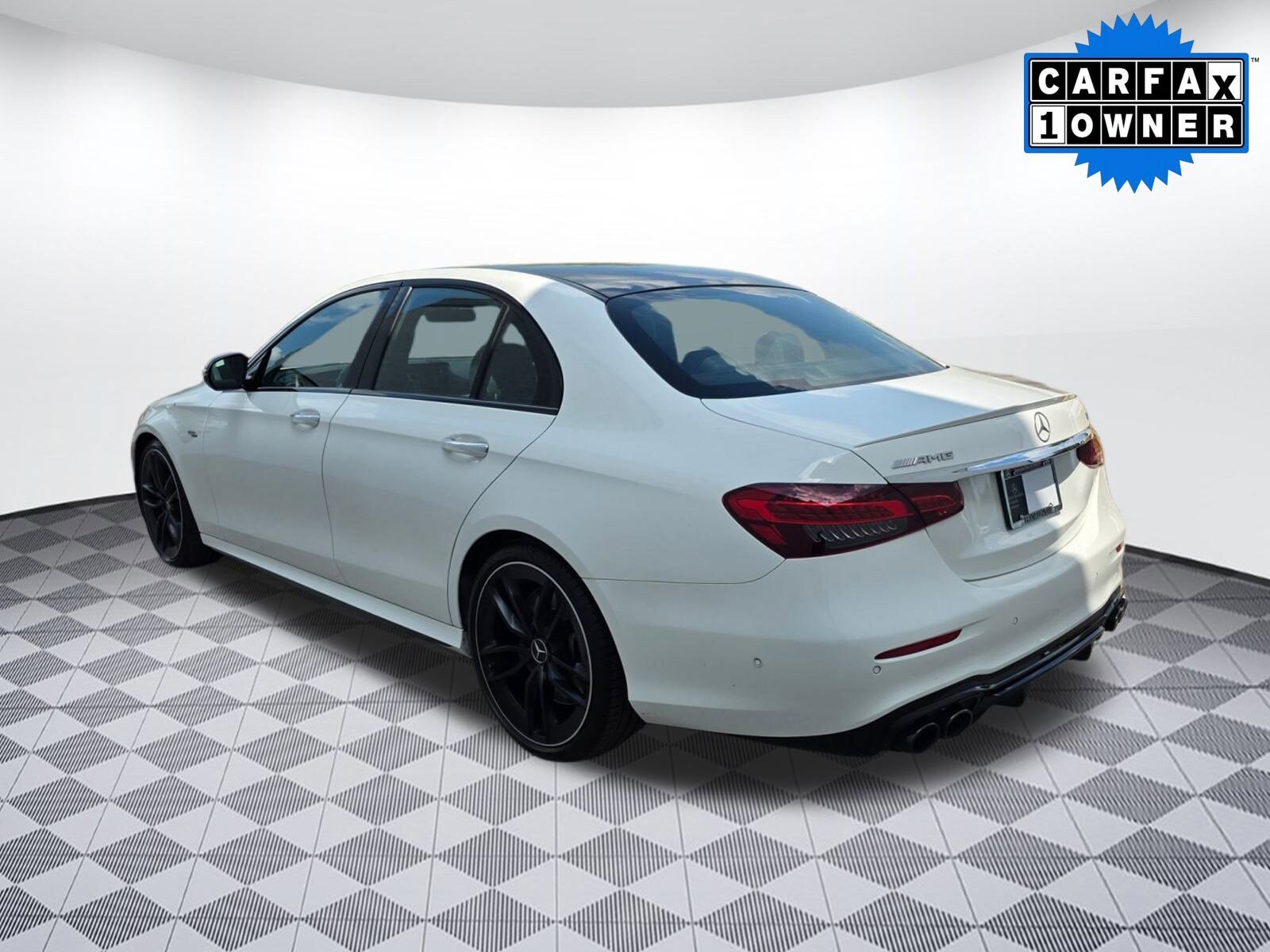 2022 Mercedes Benz E AMG 53 Sedan photo 2