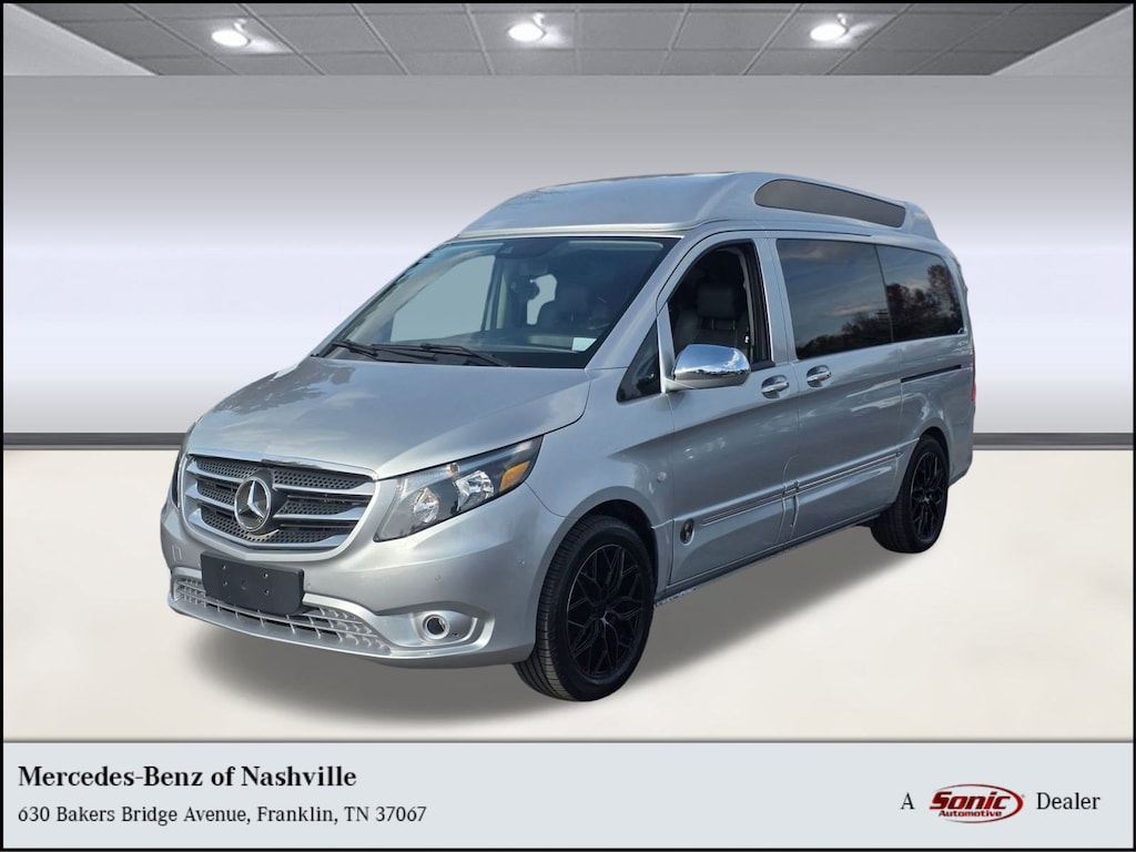 Used 2018 Mercedes-Benz Metris Passenger Van Standard Roof 126 Wheel Standard Roof 126 Wheelbase