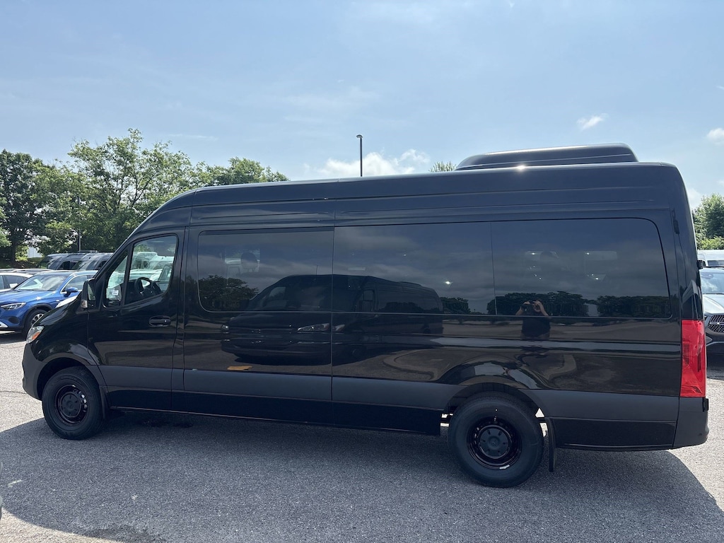 New 2025 Mercedes-Benz Sprinter Passenger Van 2500 High Roof I4 Diesel HO 170 RWD 2500 High Roof I4 Diesel HO 170 RWD