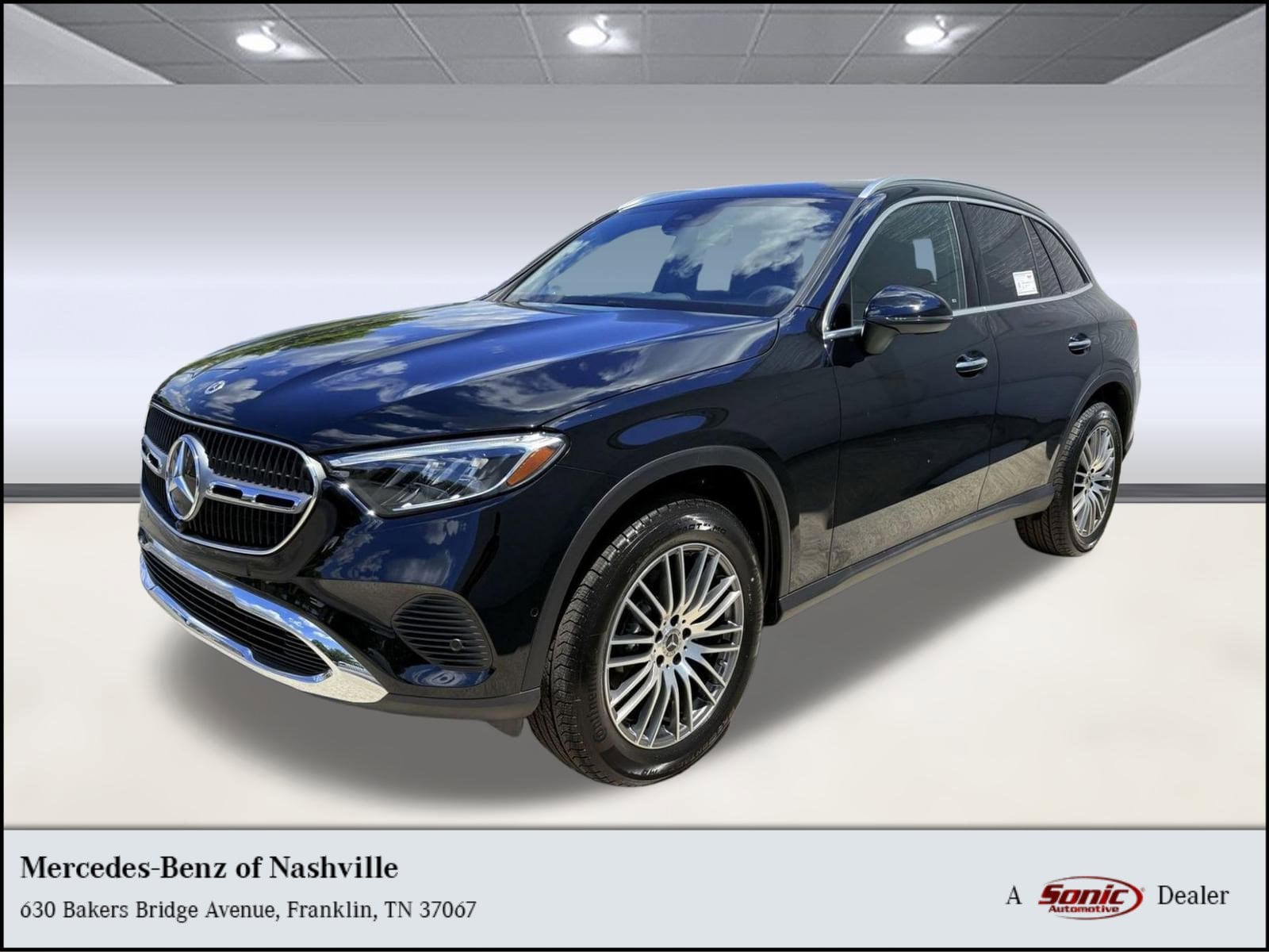 2025 Mercedes-Benz GLC Base's photo