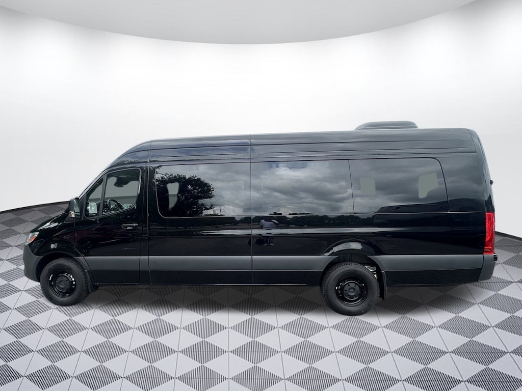 New 2024 Mercedes-Benz Sprinter Cargo Van 2500 High Roof I4 Diesel HO 170" Extended RWD 2500 High Roof I4 Diesel HO 170 Extended RWD