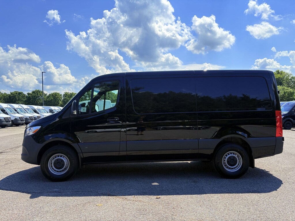 New 2025 Mercedes-Benz Sprinter Cargo Van 2500 Standard Roof I4 Diesel 144" RWD 2500 Standard Roof I4 Diesel 144 RWD