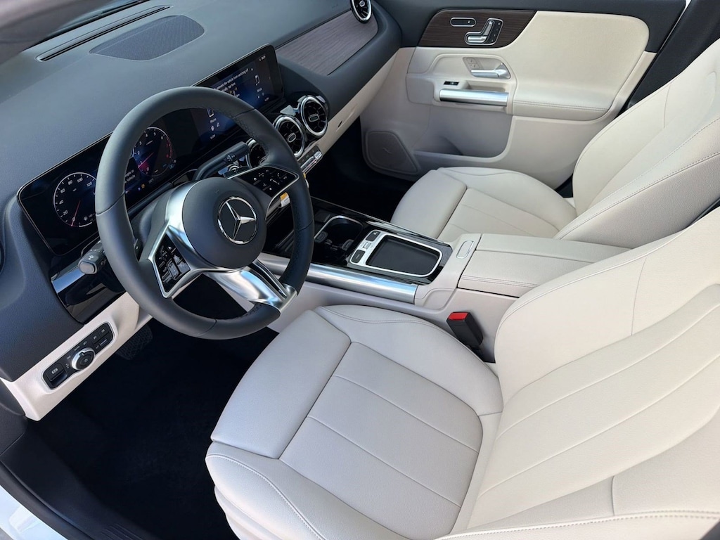 New 2026 Mercedes-Benz GLA 250 SUV