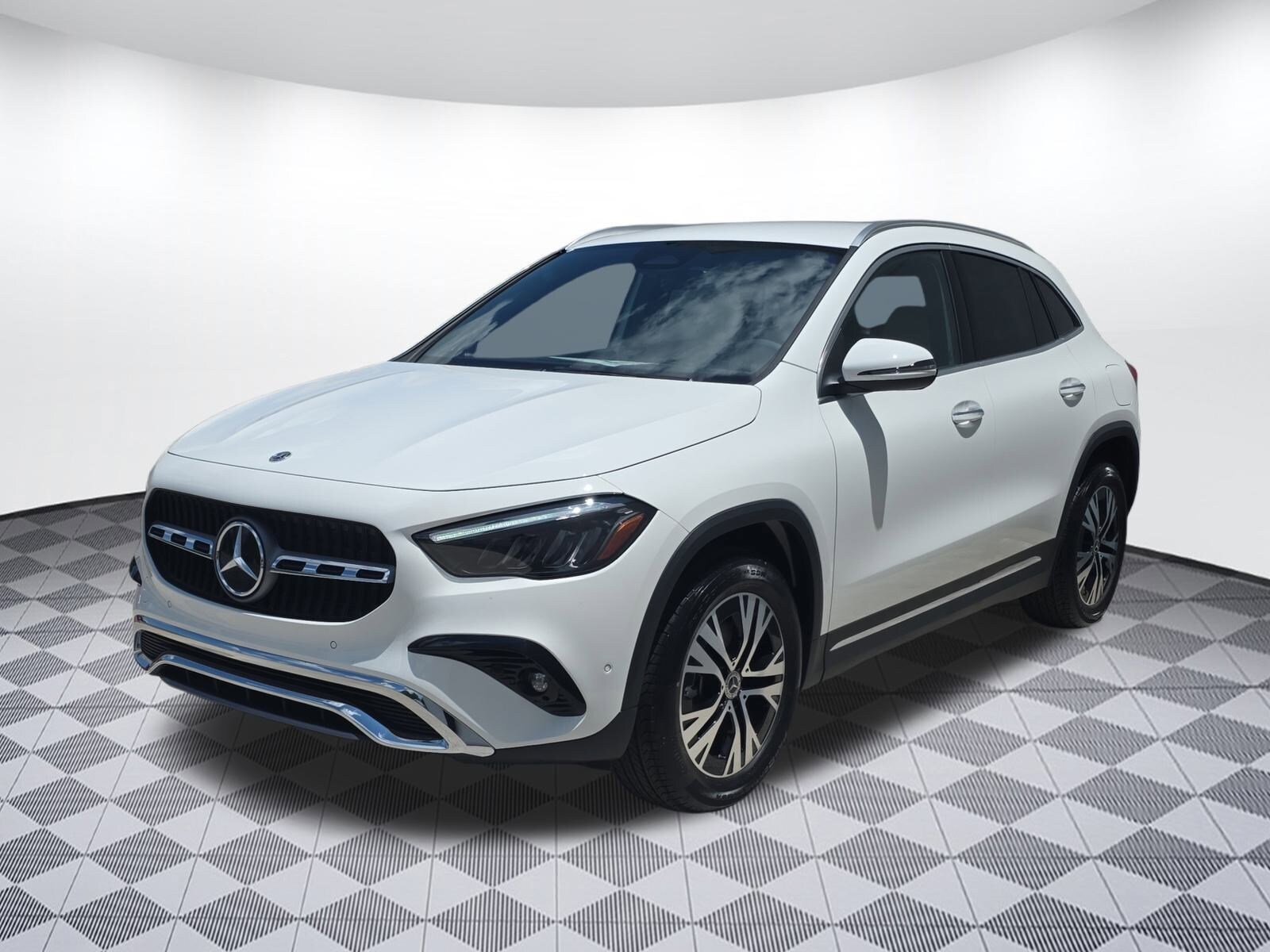 2025 Mercedes Benz GLA 250 4MATIC photo 4