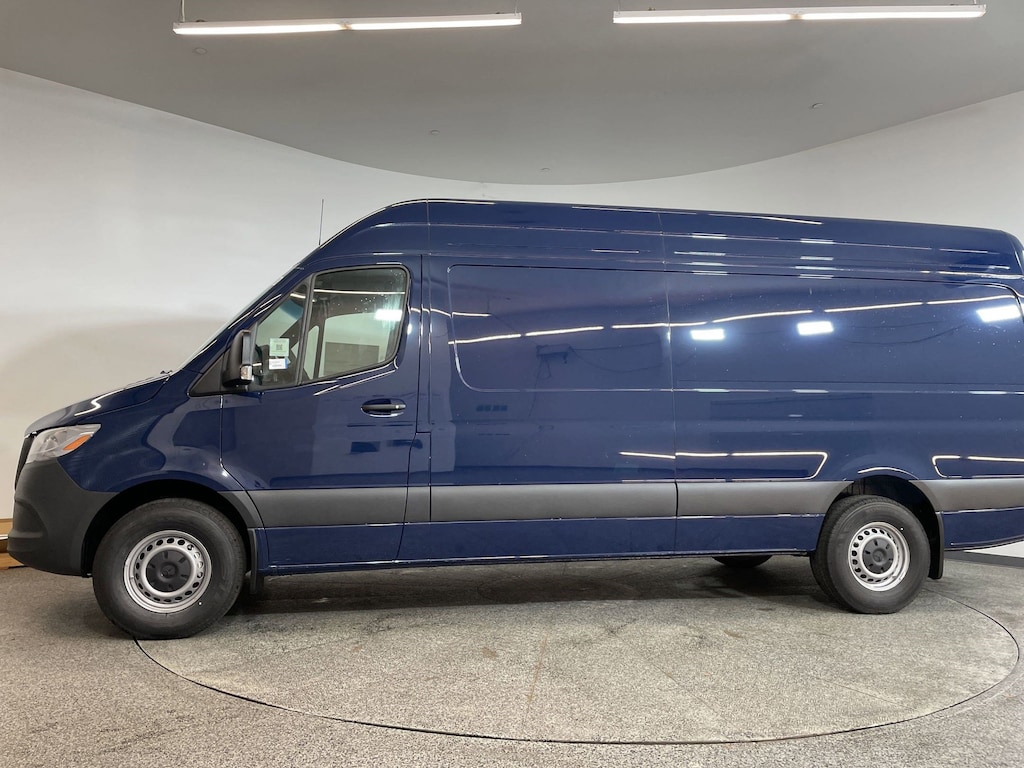 New 2025 Mercedes-Benz Sprinter Cargo Van 2500 High Roof I4 Diesel HO 170" RWD 2500 High Roof I4 Diesel HO 170 RWD