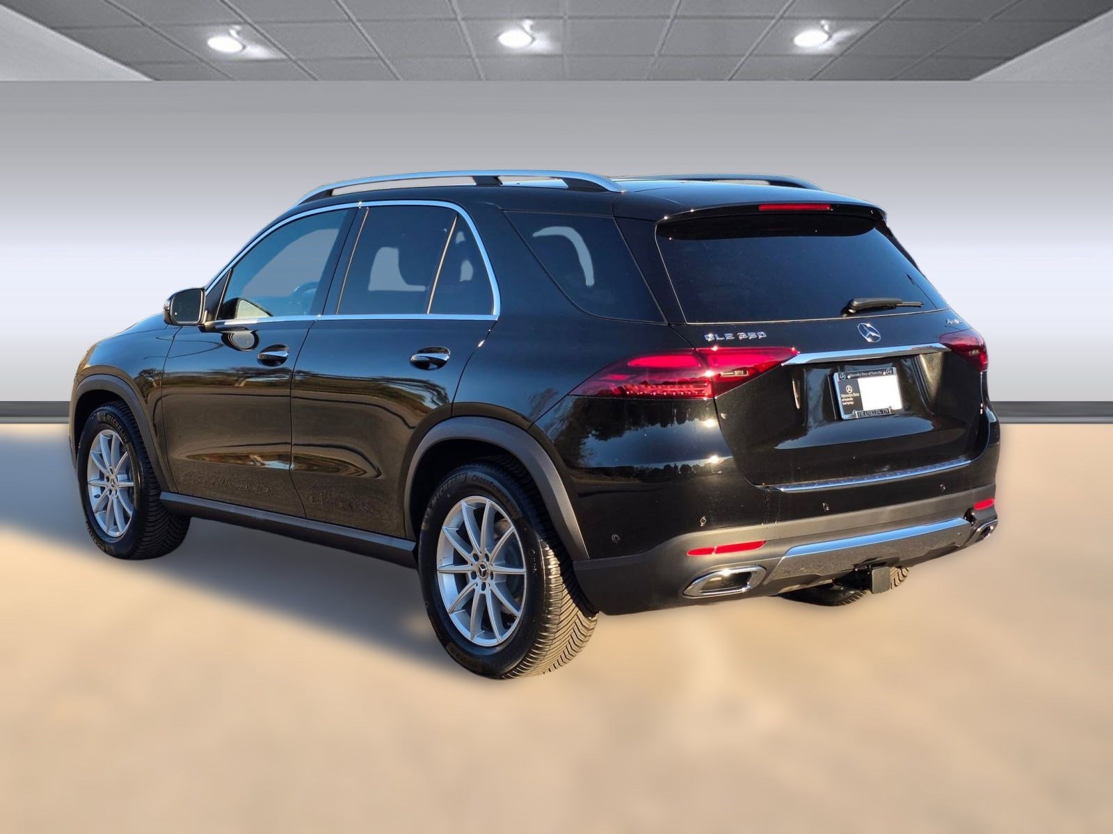 2026 Mercedes Benz GLE 350 4MATIC photo 3