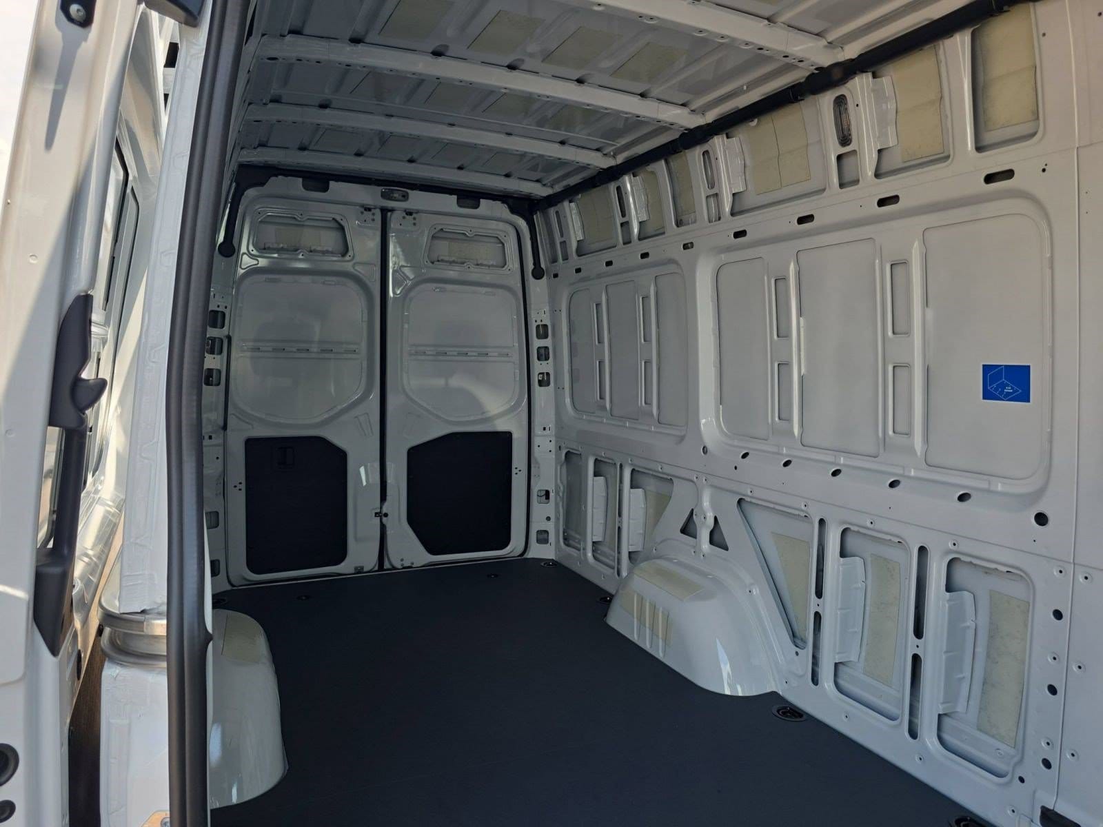 2025 Mercedes-Benz Sprinter Cargo Van Base - Photo 30