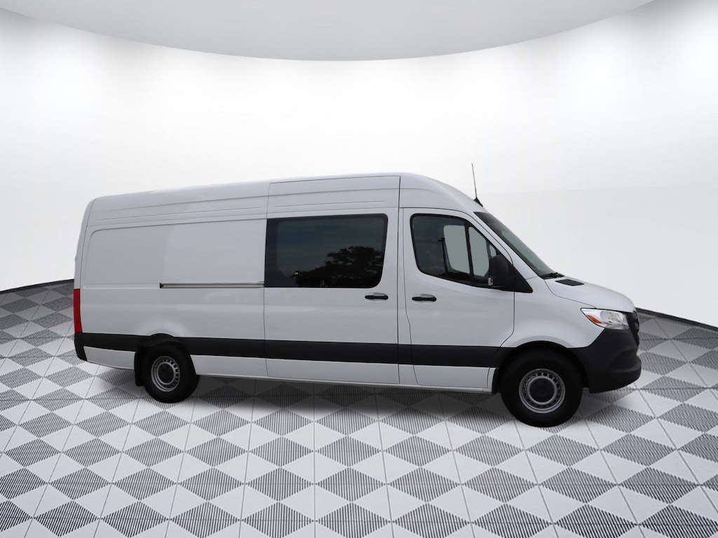 New 2024 Mercedes-Benz Sprinter Cargo Van 2500 High Roof I4 Diesel HO 170 RWD 2500 High Roof I4 Diesel HO 170 RWD