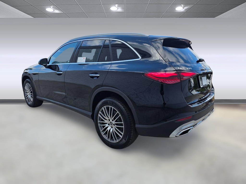 New 2026 Mercedes-Benz GLC 300 4MATIC SUV