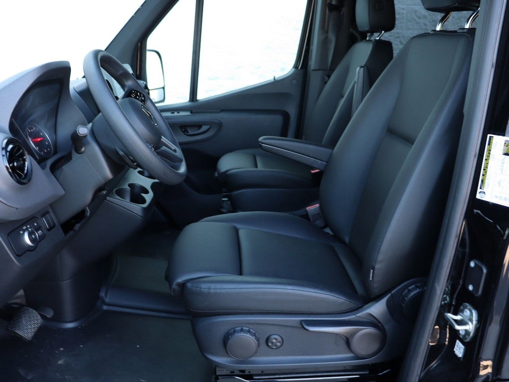 Used 2024 Mercedes-Benz Sprinter Passenger Van 2500 High RoofI4 Diesel HO 144" RWD 2500 High Roof I4 Diesel HO 144 RWD