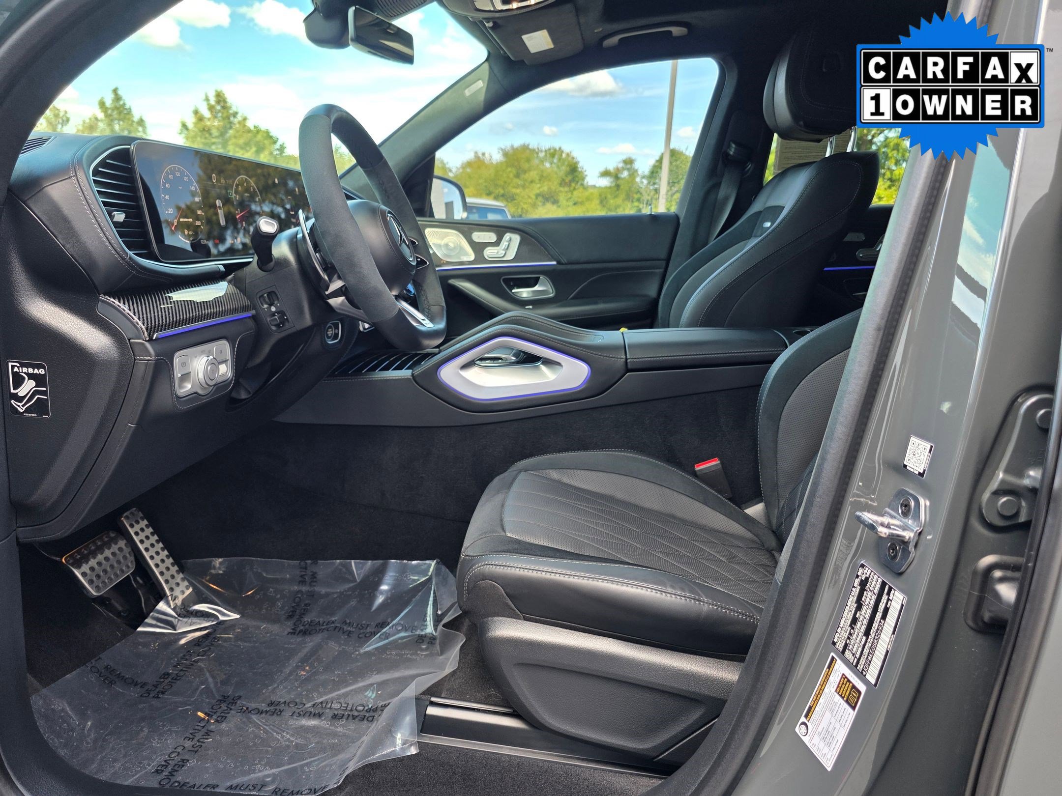 2025 Mercedes Benz GLS AMG 63 photo 3