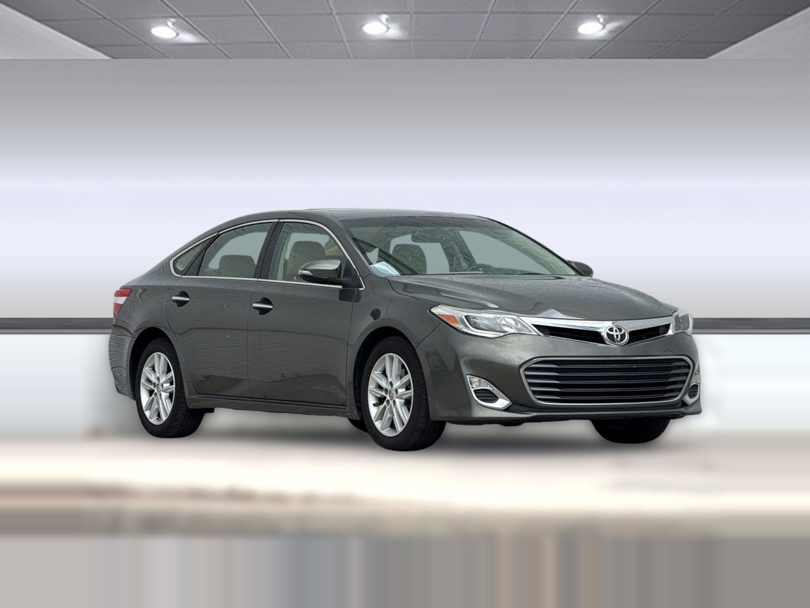 Avalon XLE Premium Sedan