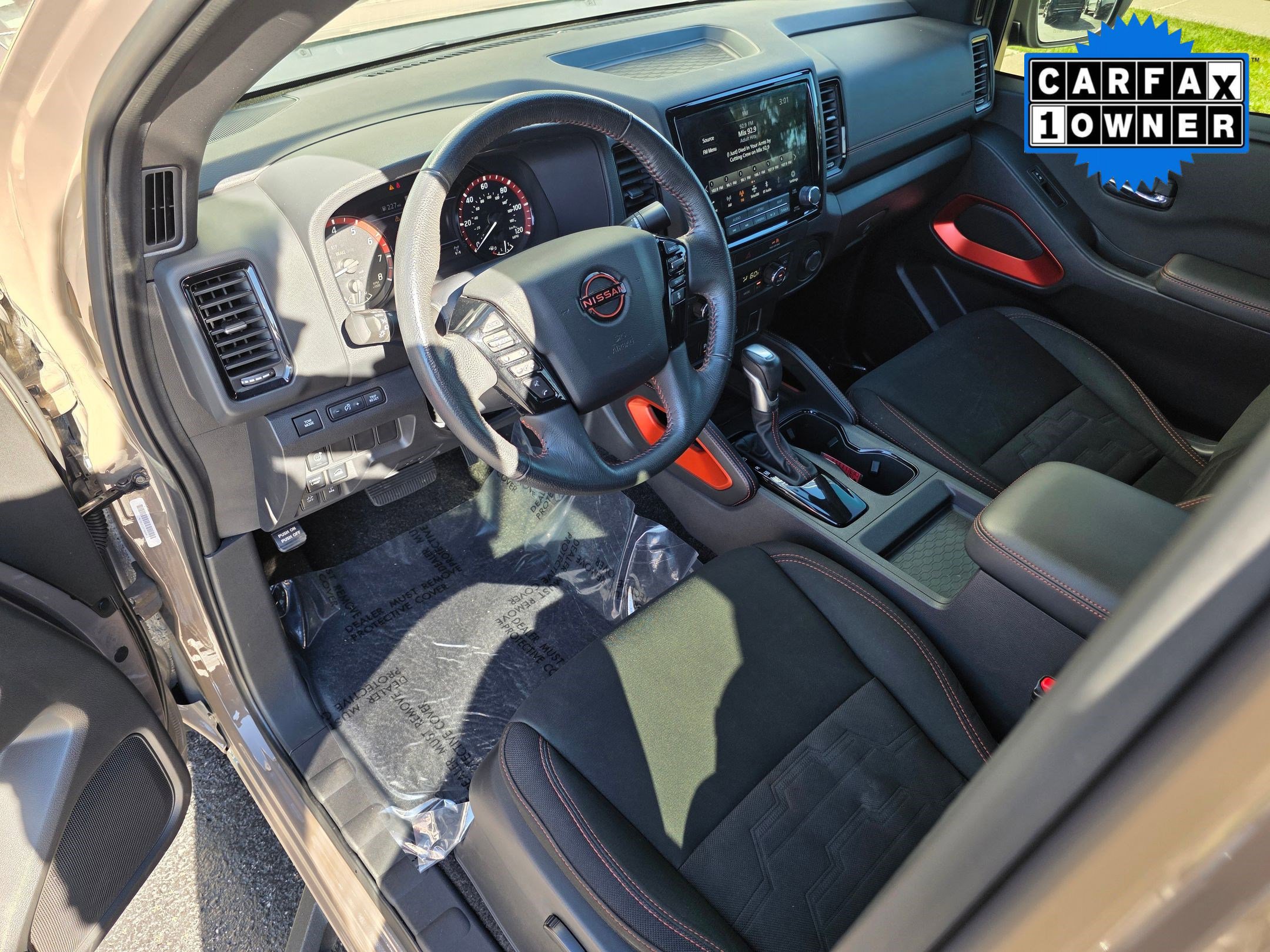 2022 Nissan Frontier PRO-4X photo 4