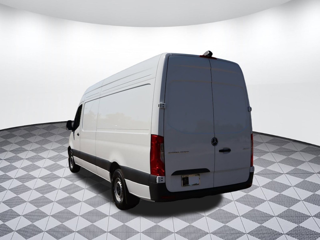 New 2024 Mercedes-Benz Sprinter Cargo Van 2500 High Roof I4 Diesel 170 RWD 2500 High Roof I4 Diesel 170 RWD