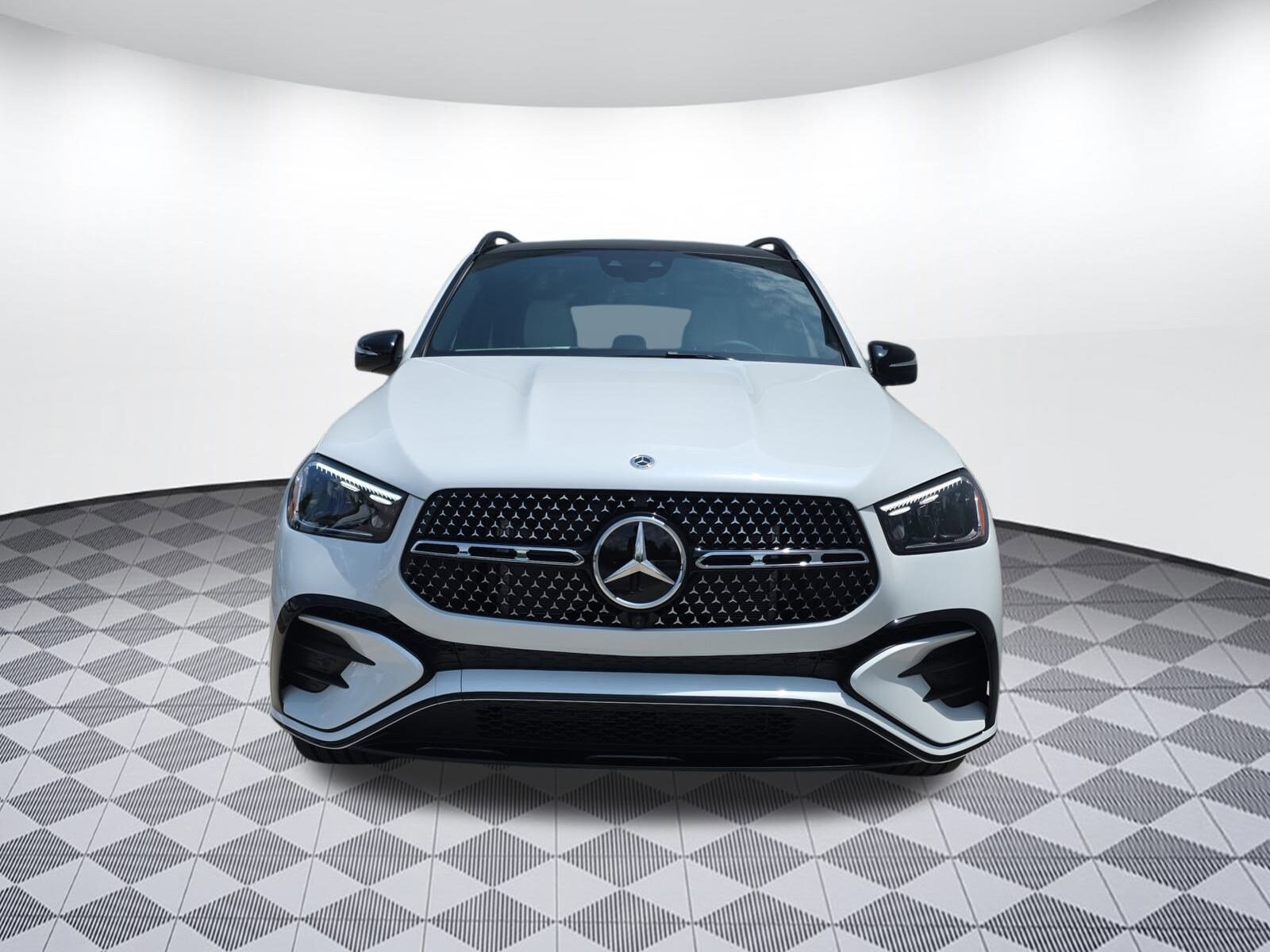 2025 Mercedes Benz GLE 450 4MATIC photo 3