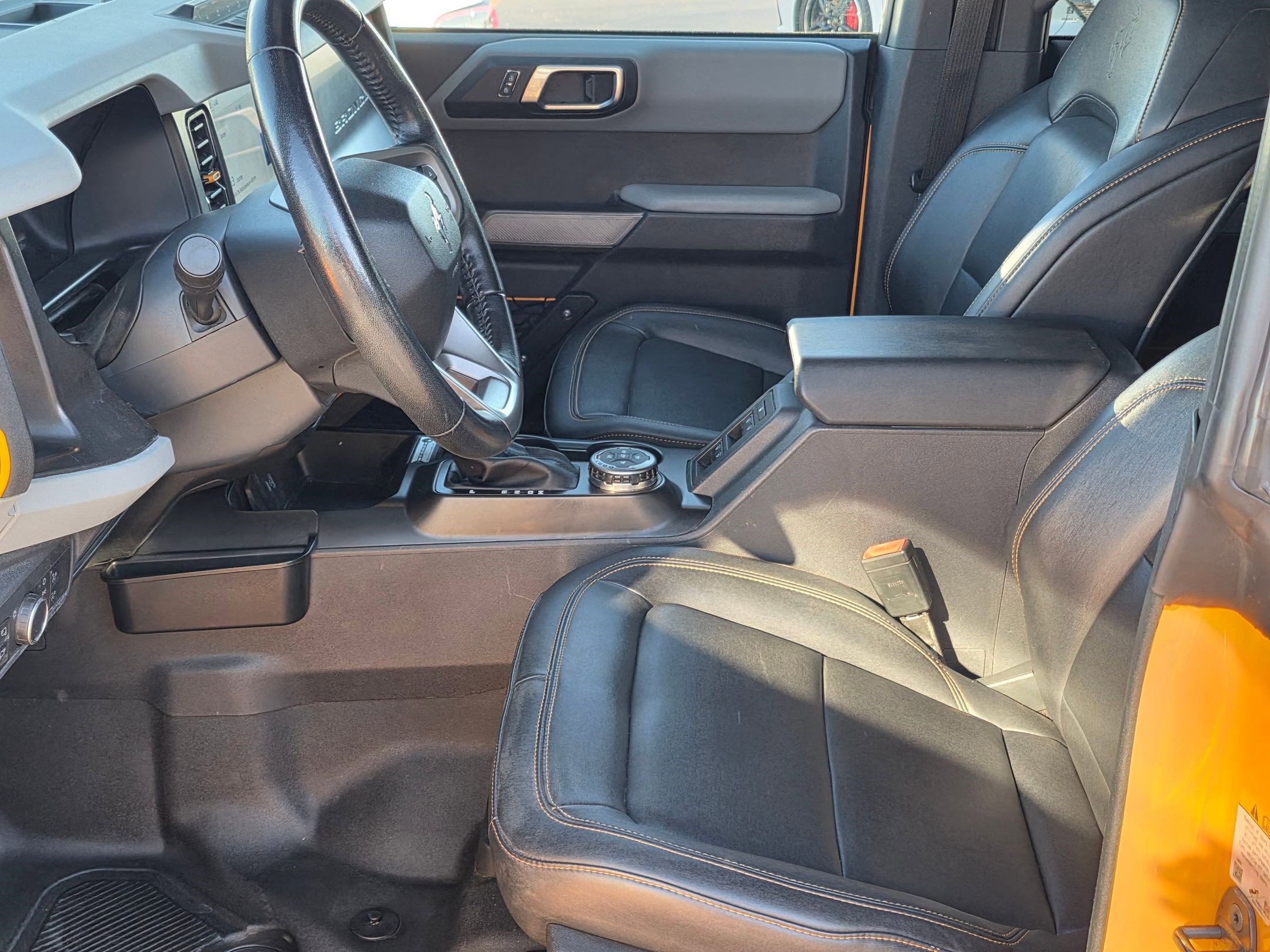 2022 Ford Bronco Badlands photo 3