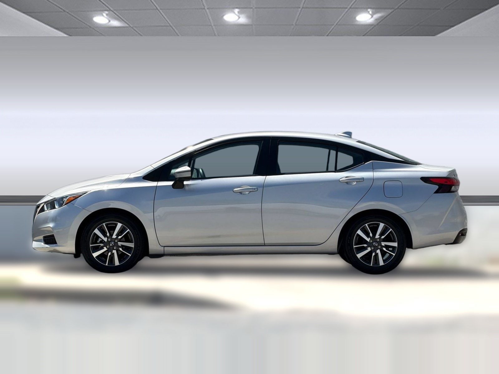 Versa SV Sedan