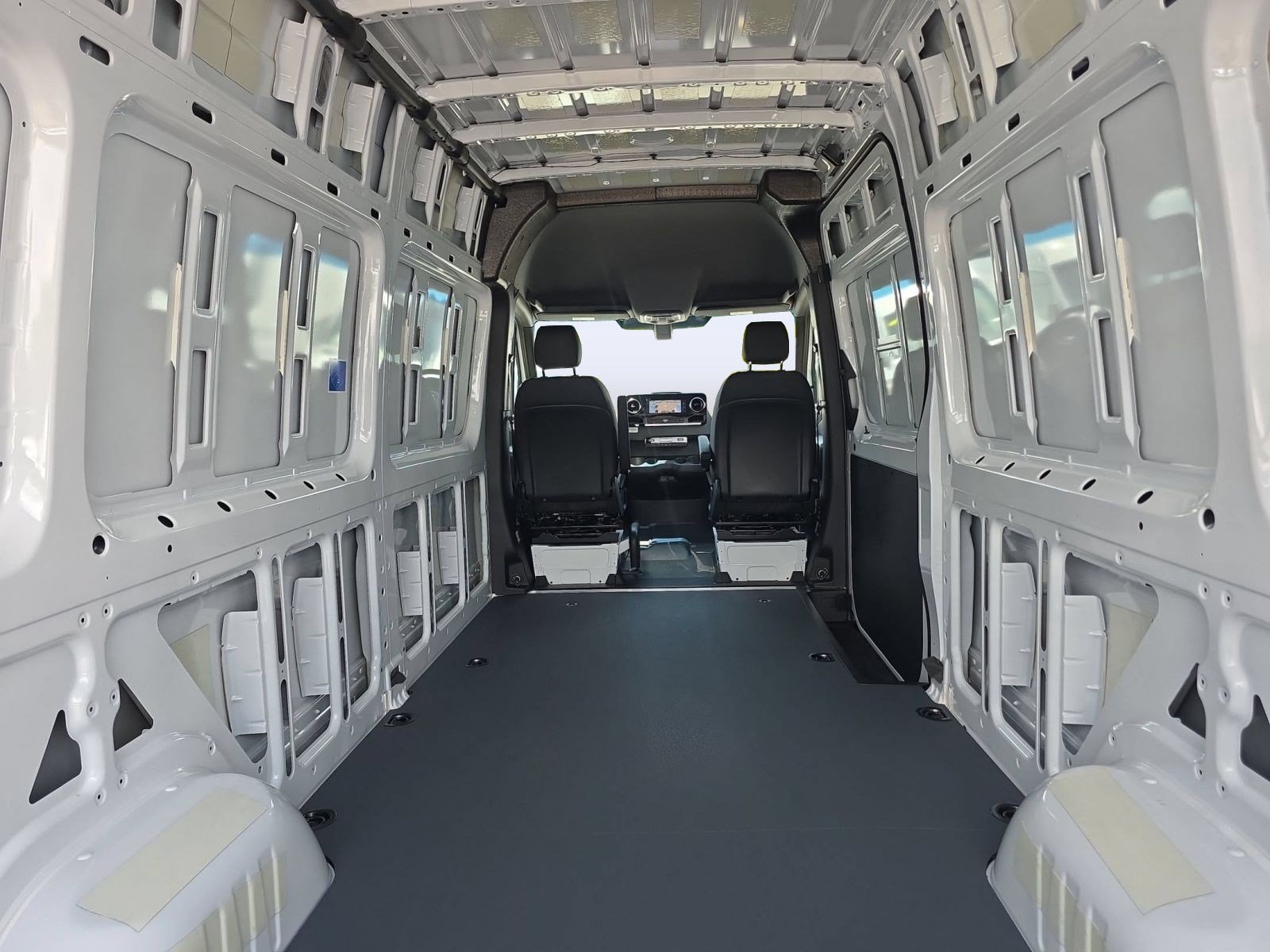 2025 Mercedes-Benz Sprinter Cargo Van Base - Photo 33