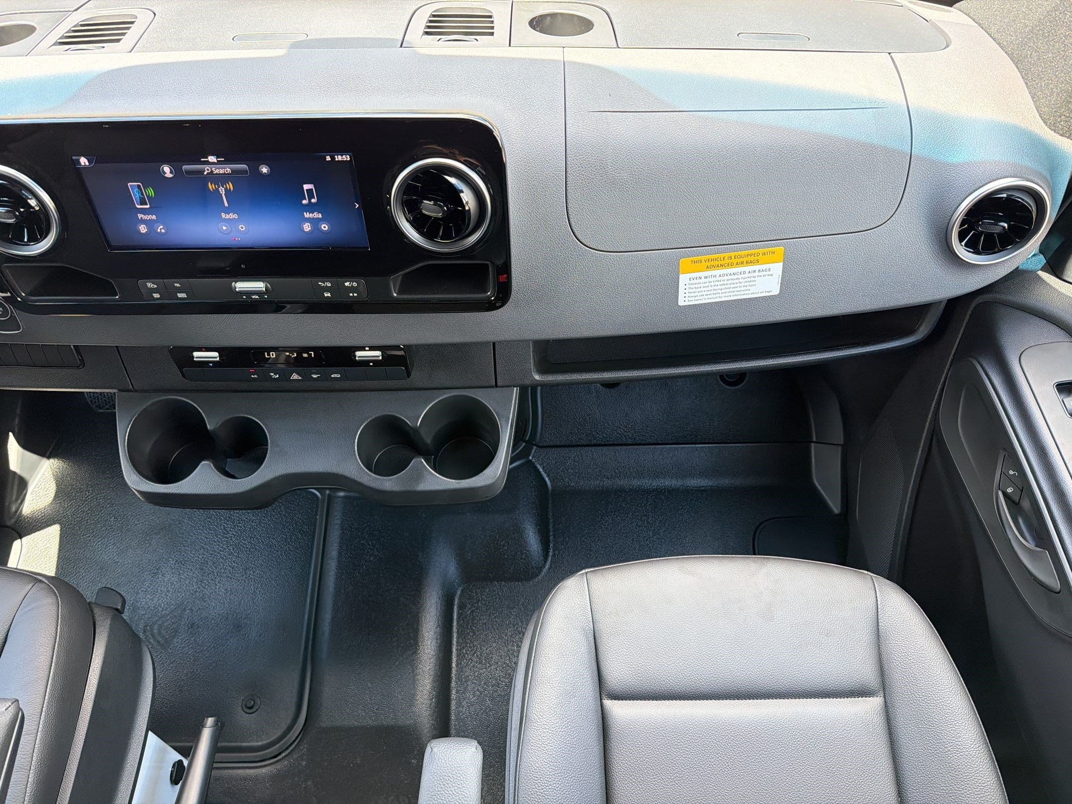 2025 Mercedes-Benz Sprinter Crew Van Base - Photo 32
