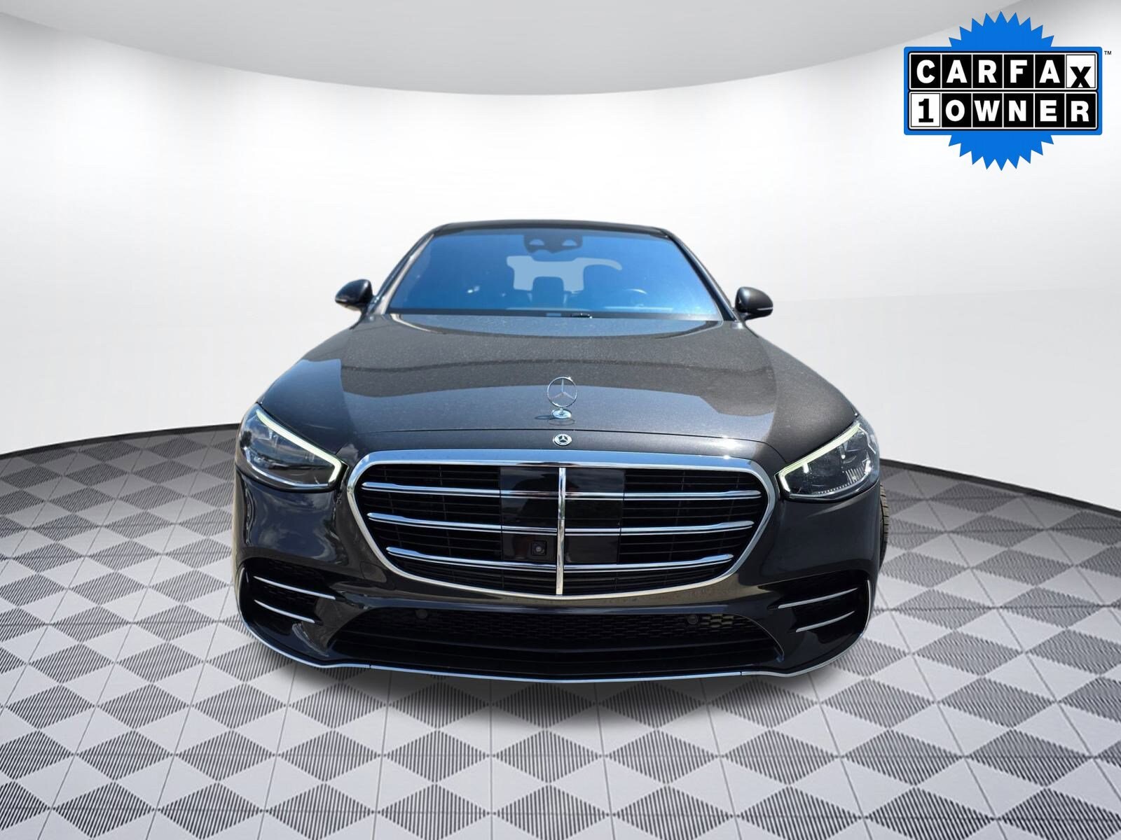 2024 Mercedes Benz S 580 photo 4