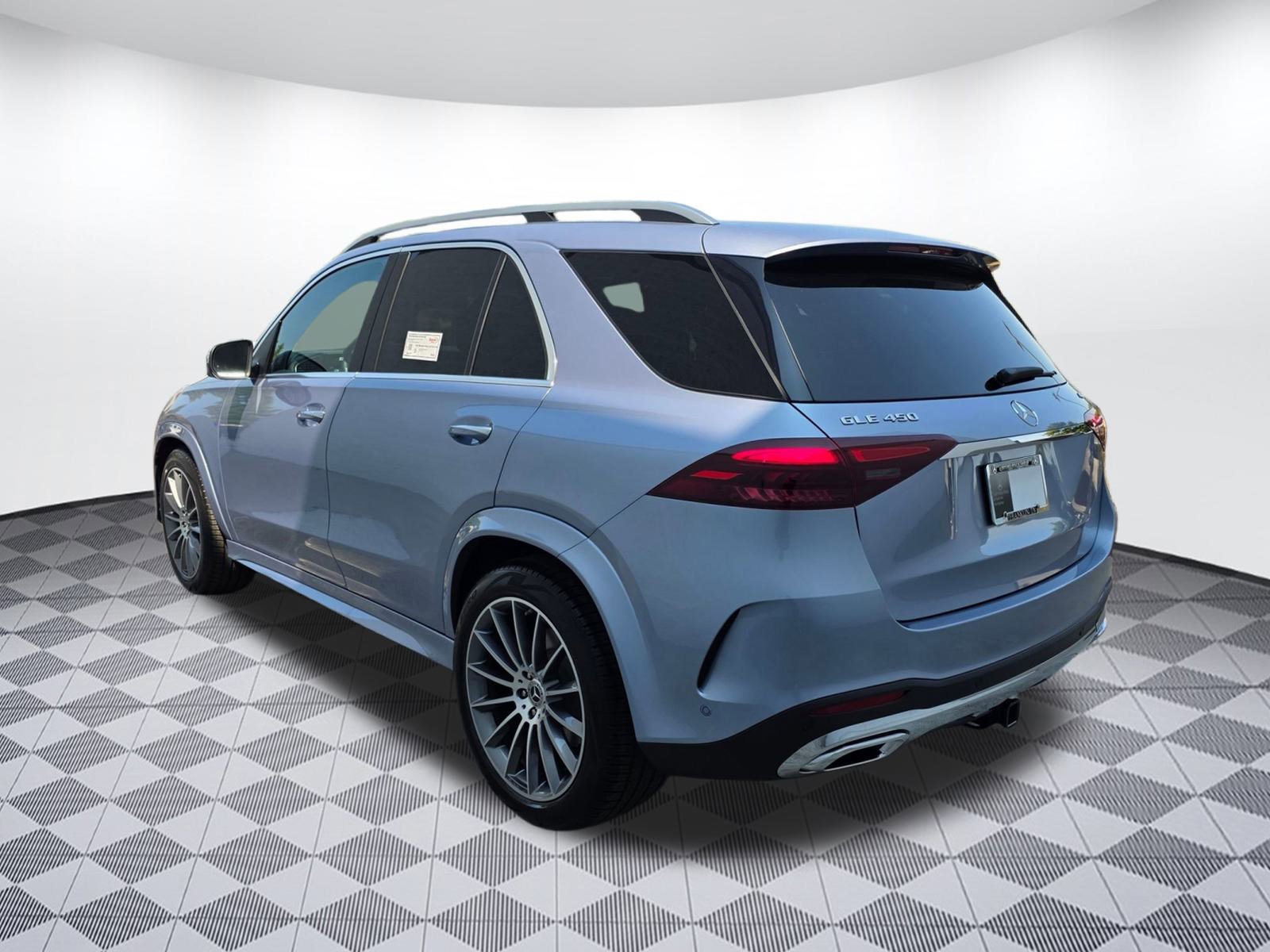 2026 Mercedes Benz GLE 450 4MATIC photo 2