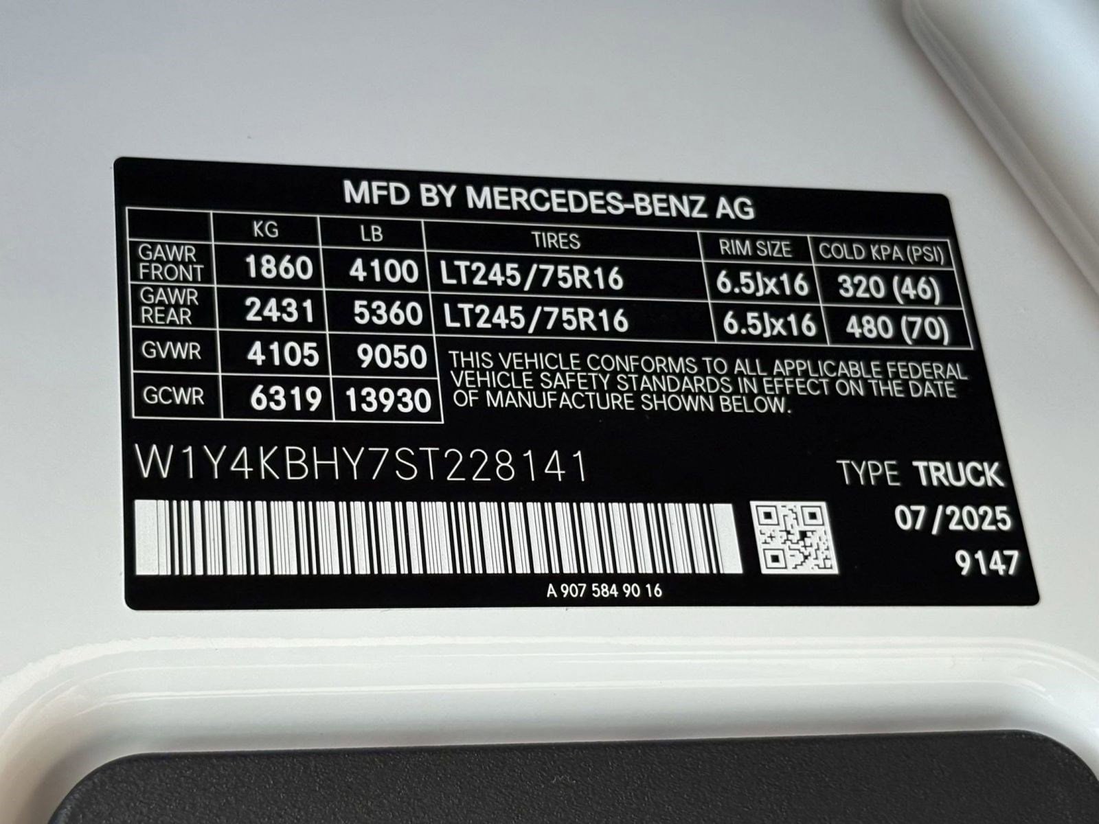 2025 Mercedes-Benz Sprinter Cargo Van Base - Photo 21