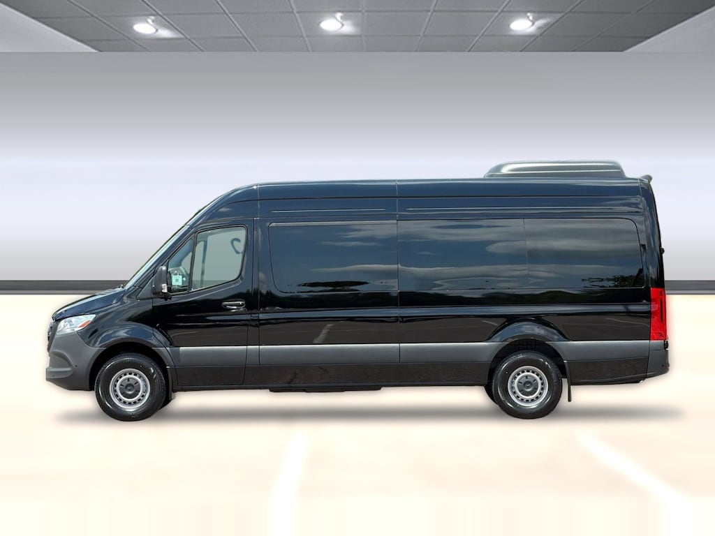 New 2026 Mercedes-Benz Sprinter Passenger Van 2500 High Roof I4 Diesel HO 170 RWD 2500 High Roof I4 Diesel HO 170 RWD