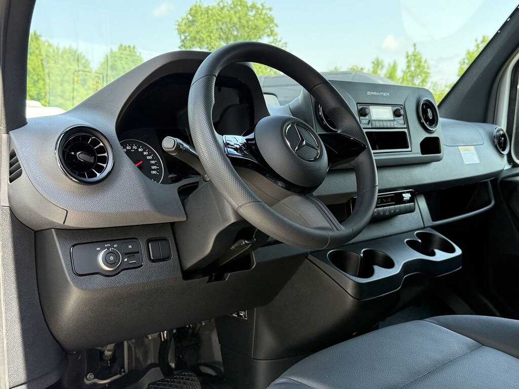 New 2025 Mercedes-Benz Sprinter Cargo Van 2500 High RoofI4 Diesel HO 144" RWD 2500 High Roof I4 Diesel HO 144 RWD
