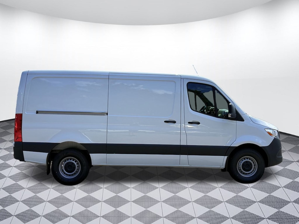 New 2025 Mercedes-Benz Sprinter Cargo Van 2500 Standard Roof I4 Diesel 144" RWD 2500 Standard Roof I4 Diesel 144 RWD