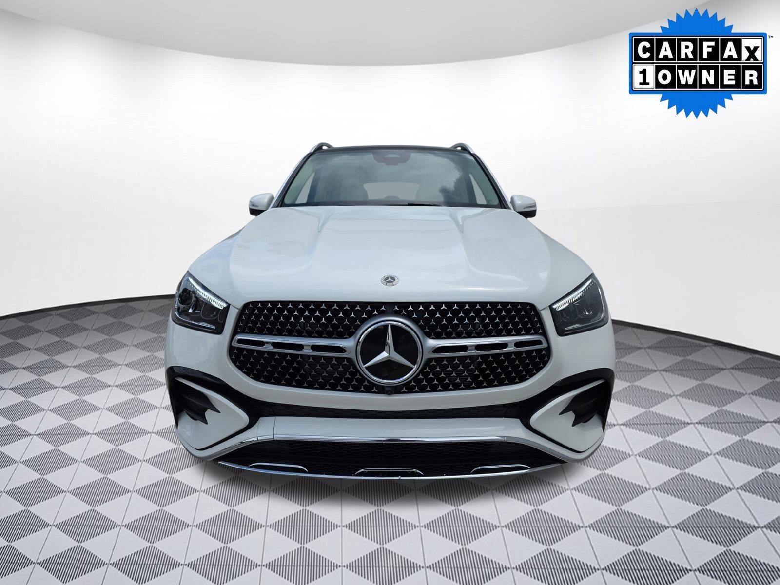 2026 Mercedes Benz GLE 350 4MATIC photo 3