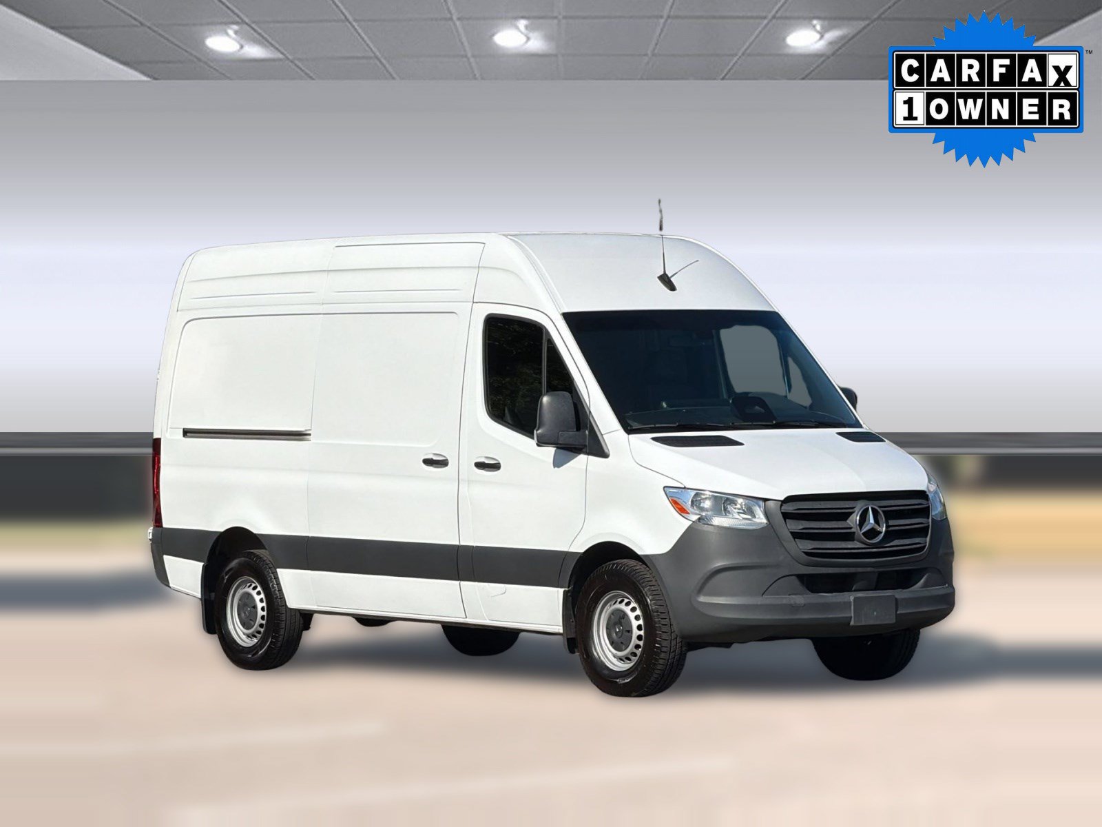 2025 Mercedes-Benz Sprinter Cargo Van Sprinter 2500 Standard Roof 4-Cyl Diesel HO (2500 2500 Standard Roof I4 Diesel HO 144 RWD