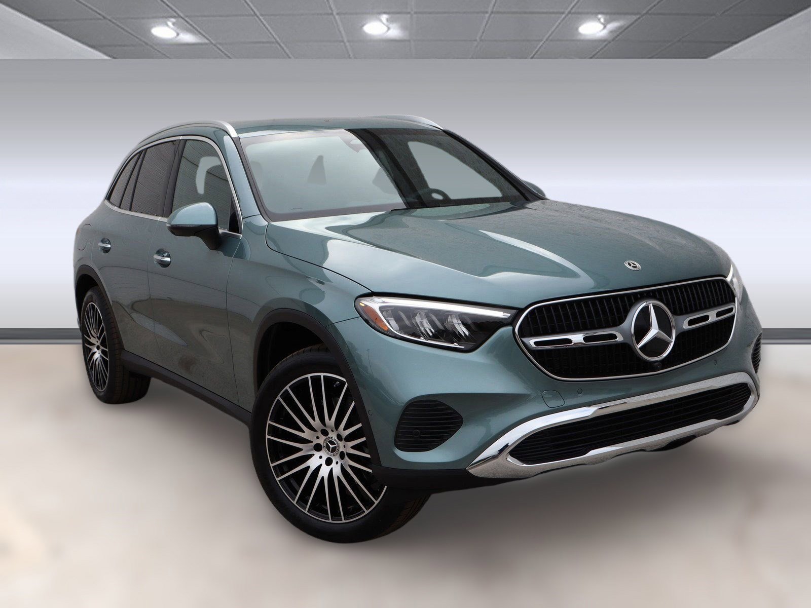 雪が降る前に！！☆価格相談OK☆美品バリ溝スタッドレス☆ベンツGLC.GLE等 New 2025 Mercedes-Benz GLC 300 For Sale near Nashville, TN | VIN