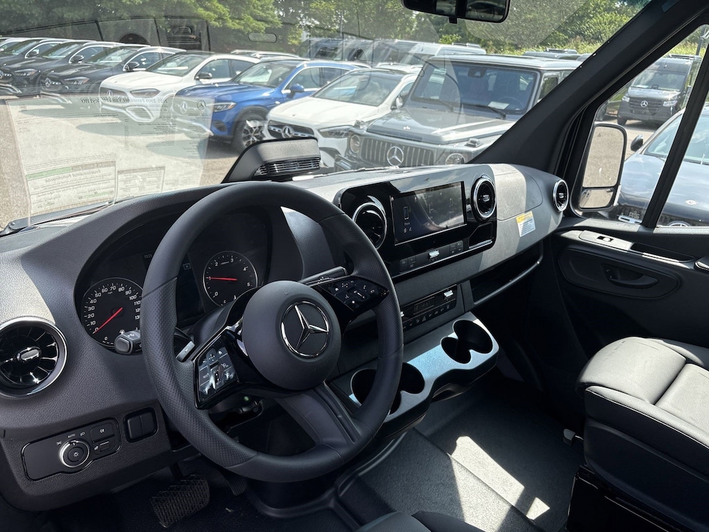 New 2025 Mercedes-Benz Sprinter Passenger Van 2500 High Roof I4 Diesel HO 170 RWD 2500 High Roof I4 Diesel HO 170 RWD