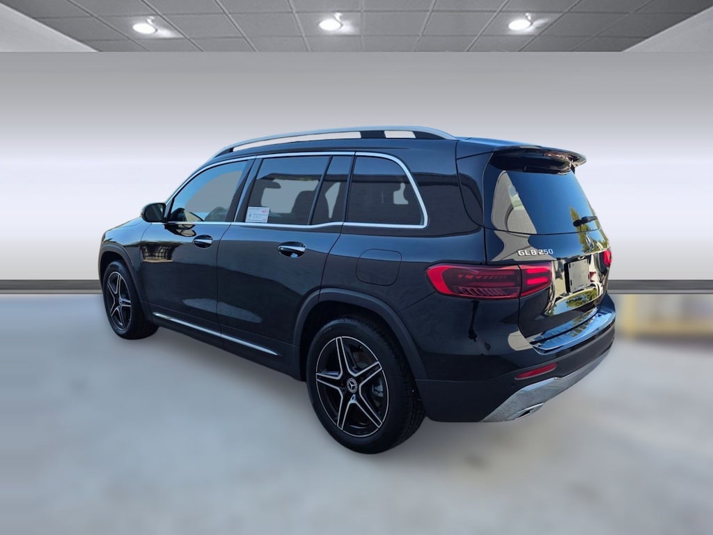 New 2026 Mercedes-Benz GLB 250 4MATIC SUV