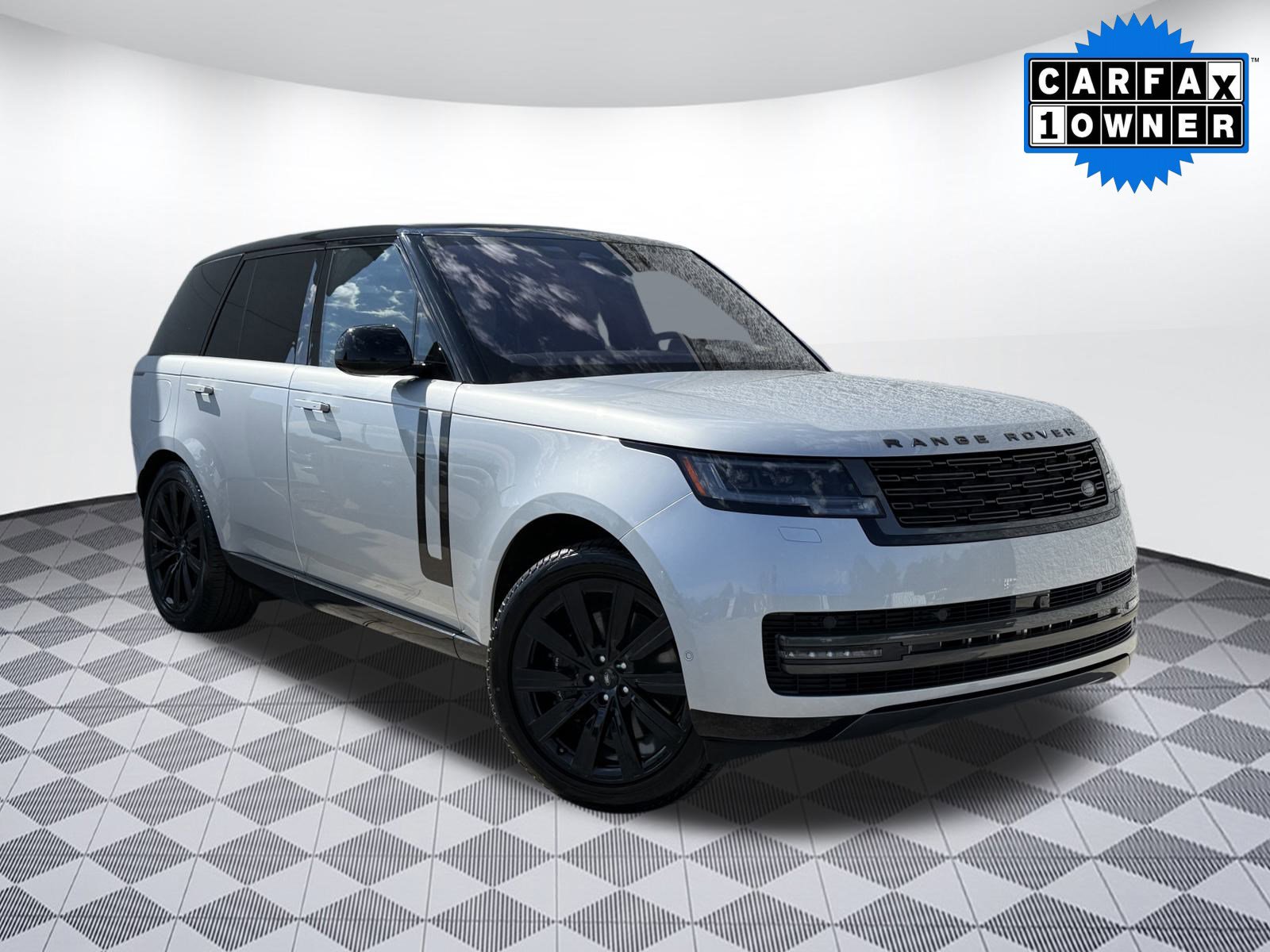 Used 2023 Land Rover Range Rover SE with VIN SALKP9E76PA039624 for sale in Franklin, TN