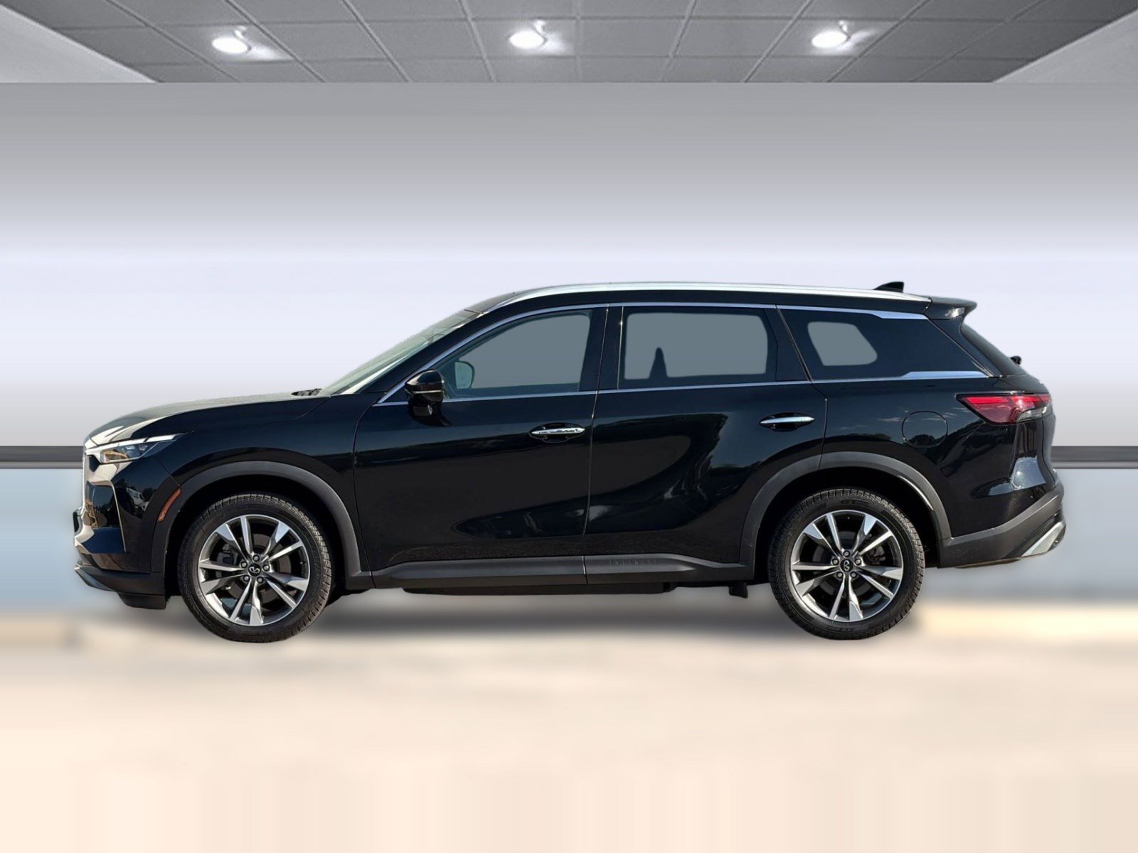 QX60 LUXE SUV