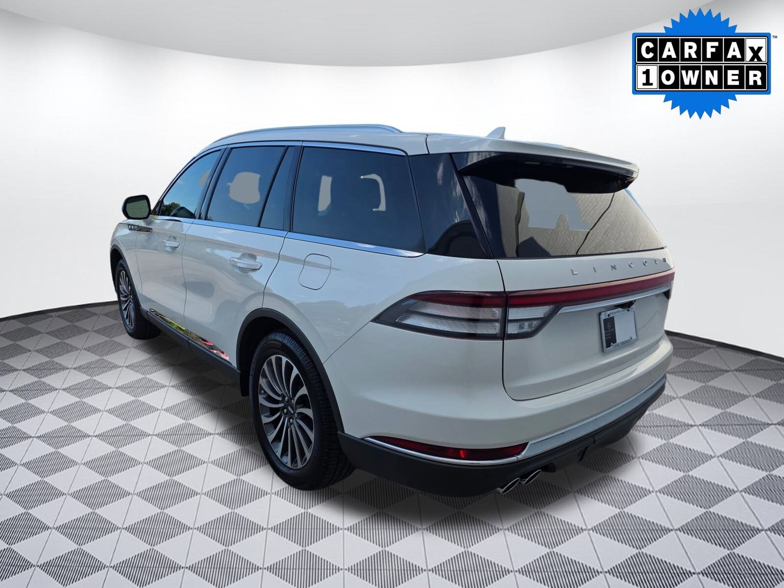 2020 Lincoln Aviator Reserve photo 2