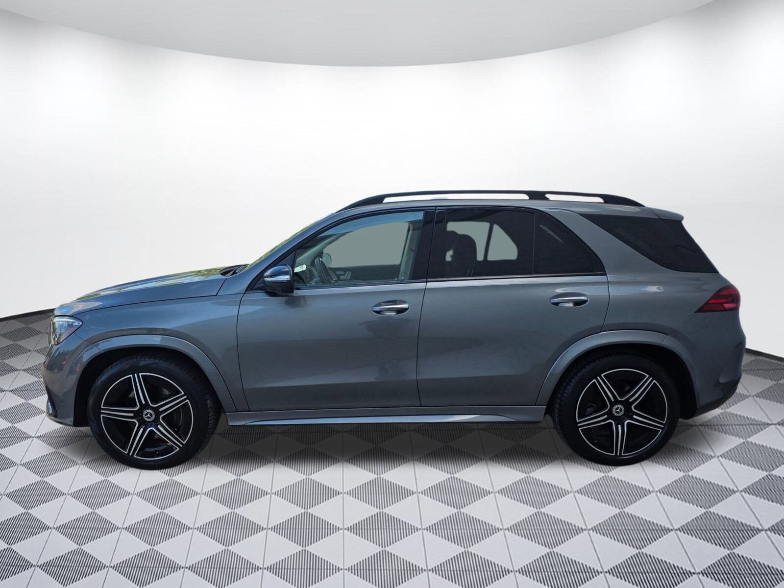 2024 Mercedes Benz GLE 350 photo 2