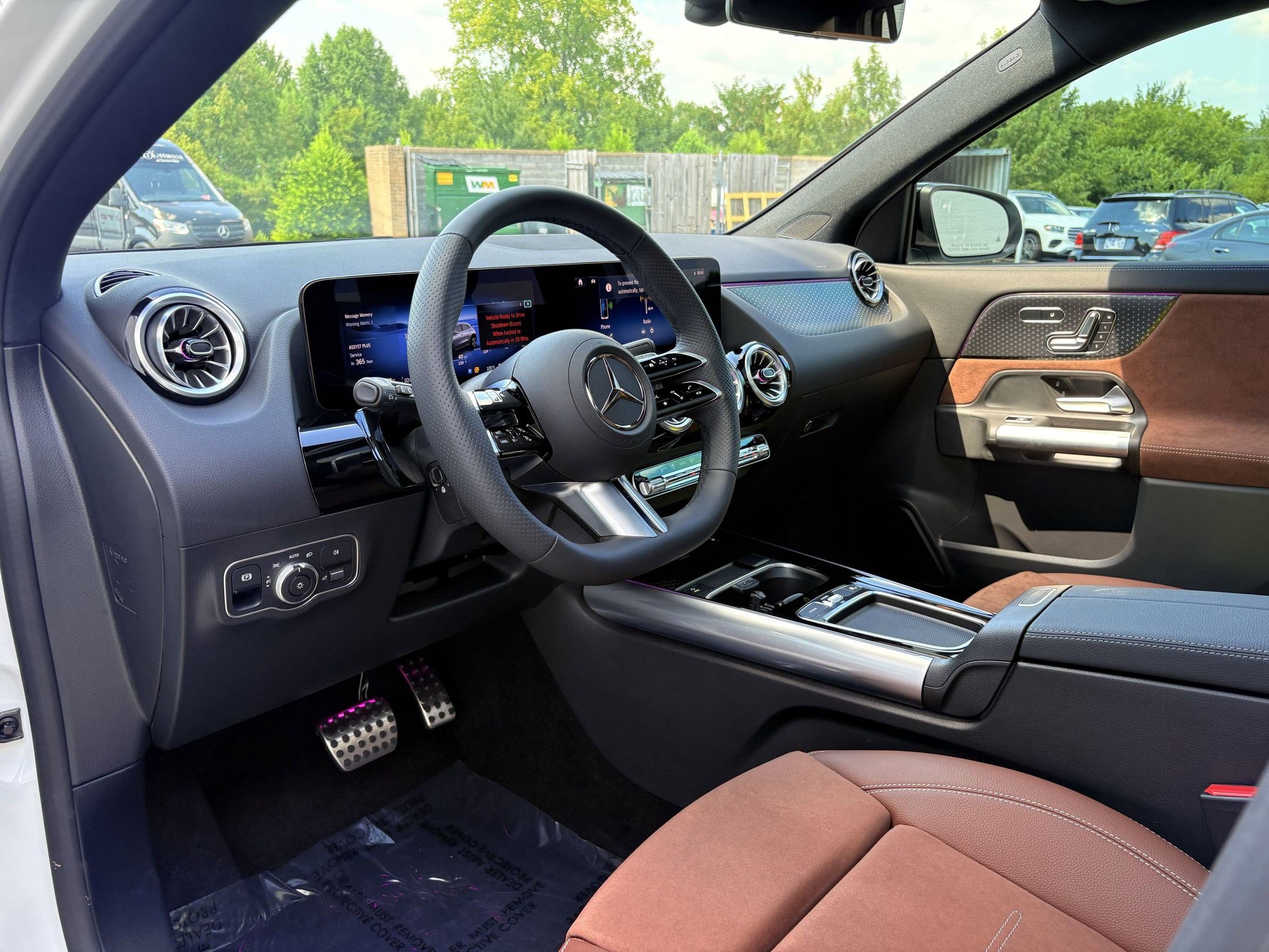 2025 Mercedes Benz GLA 250 photo 4