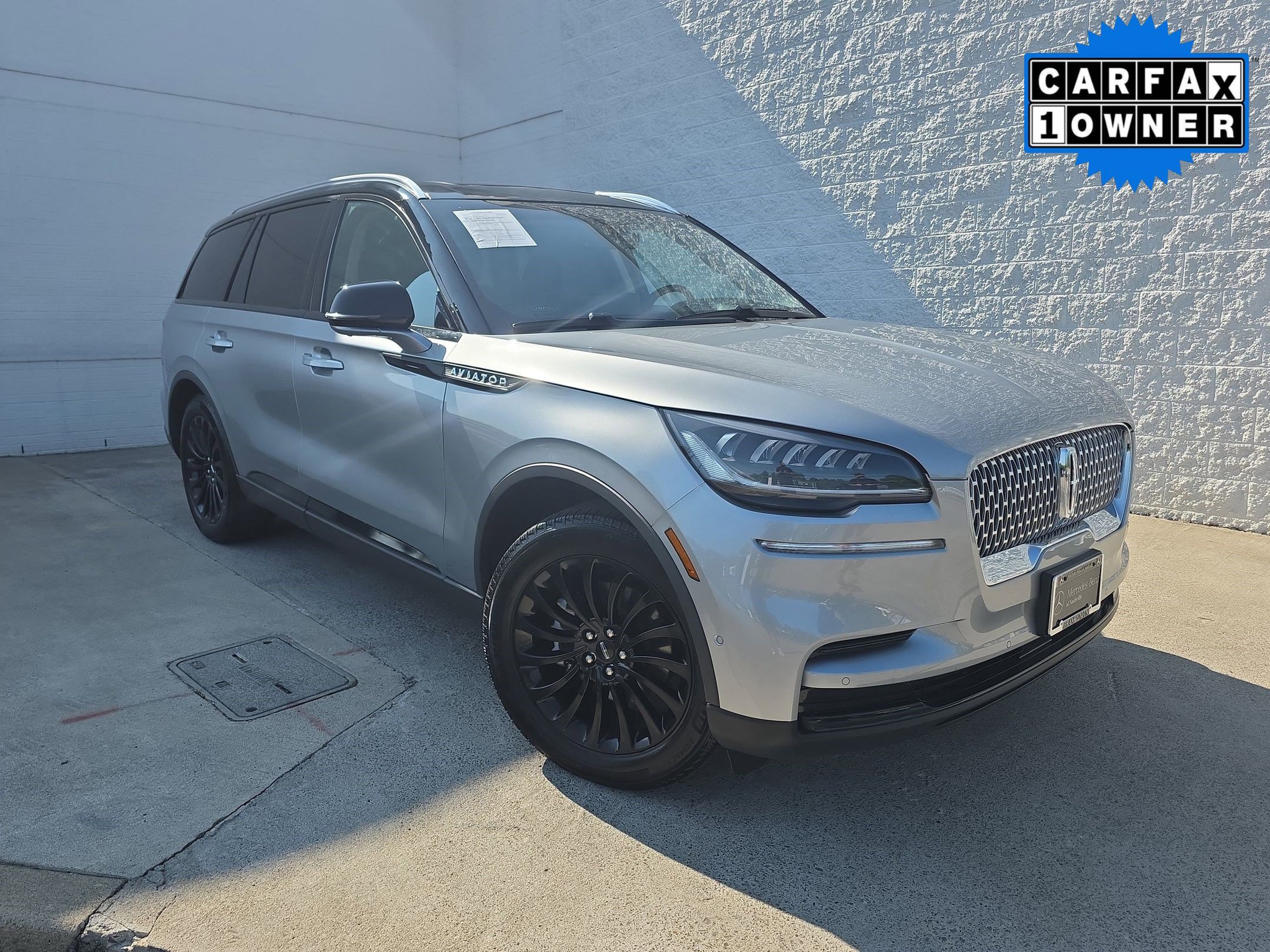 2023 Lincoln Aviator Reserve photo 2