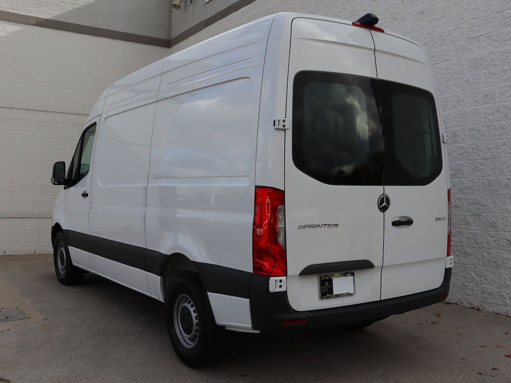 New 2025 Mercedes-Benz Sprinter Crew Van 2500 High RoofI4 Diesel HO 144 RWD 2500 High Roof I4 Diesel HO 144 RWD