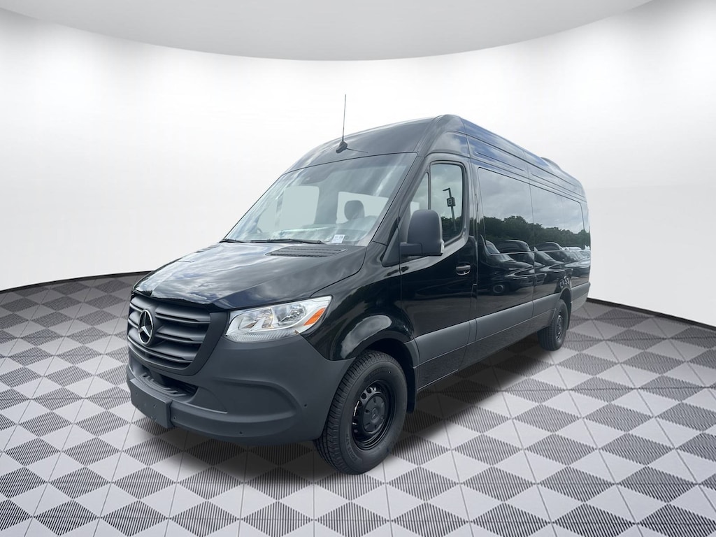New 2024 Mercedes-Benz Sprinter Cargo Van 2500 High Roof I4 Diesel HO 170" Extended RWD 2500 High Roof I4 Diesel HO 170 Extended RWD