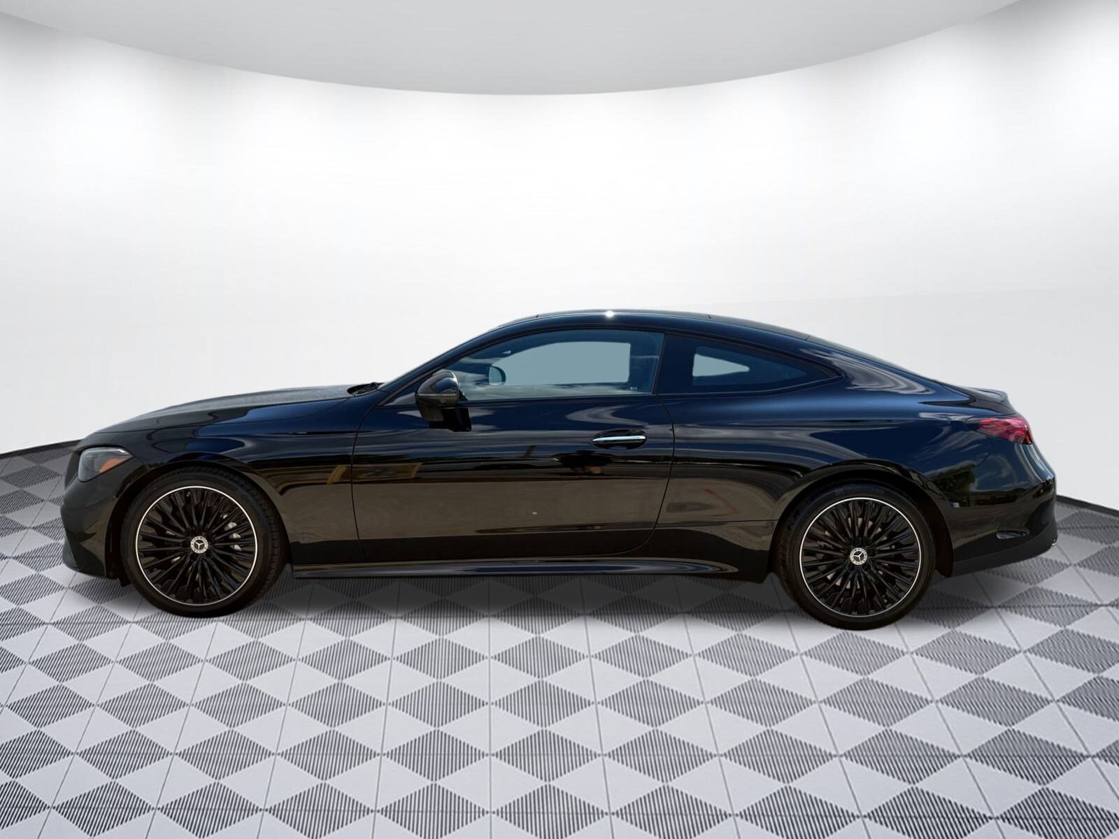 2026 Mercedes Benz CLE 450 4MATIC photo 2