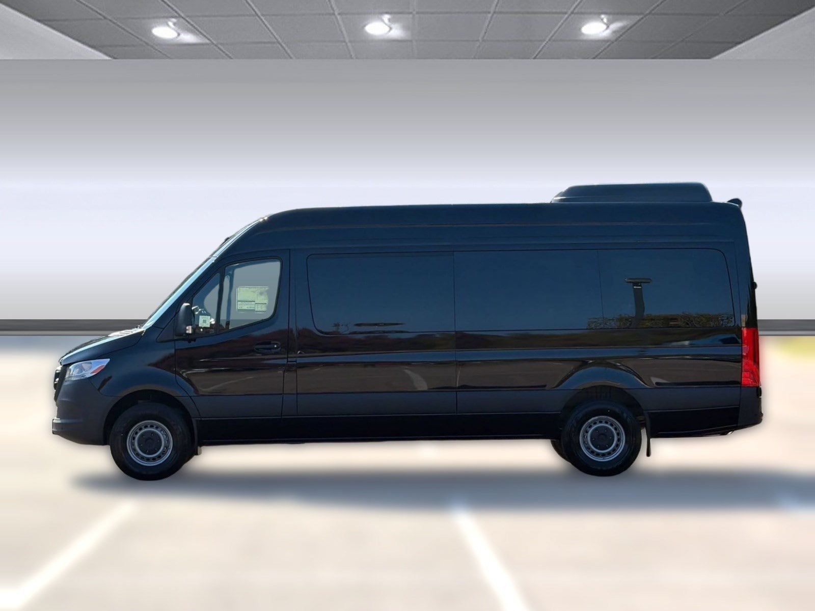 2026 Mercedes-Benz Sprinter Passenger Van Sprinter 2500 High Roof 4-Cyl Diesel HO (2500 High 2500 High Roof I4 Diesel HO 170 RWD