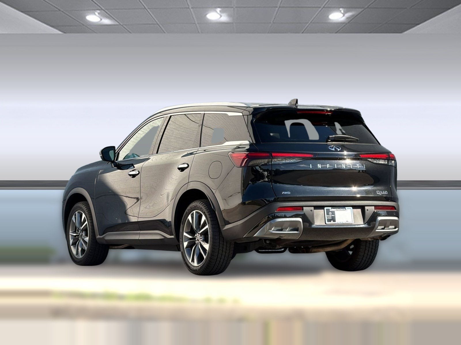 QX60 LUXE SUV