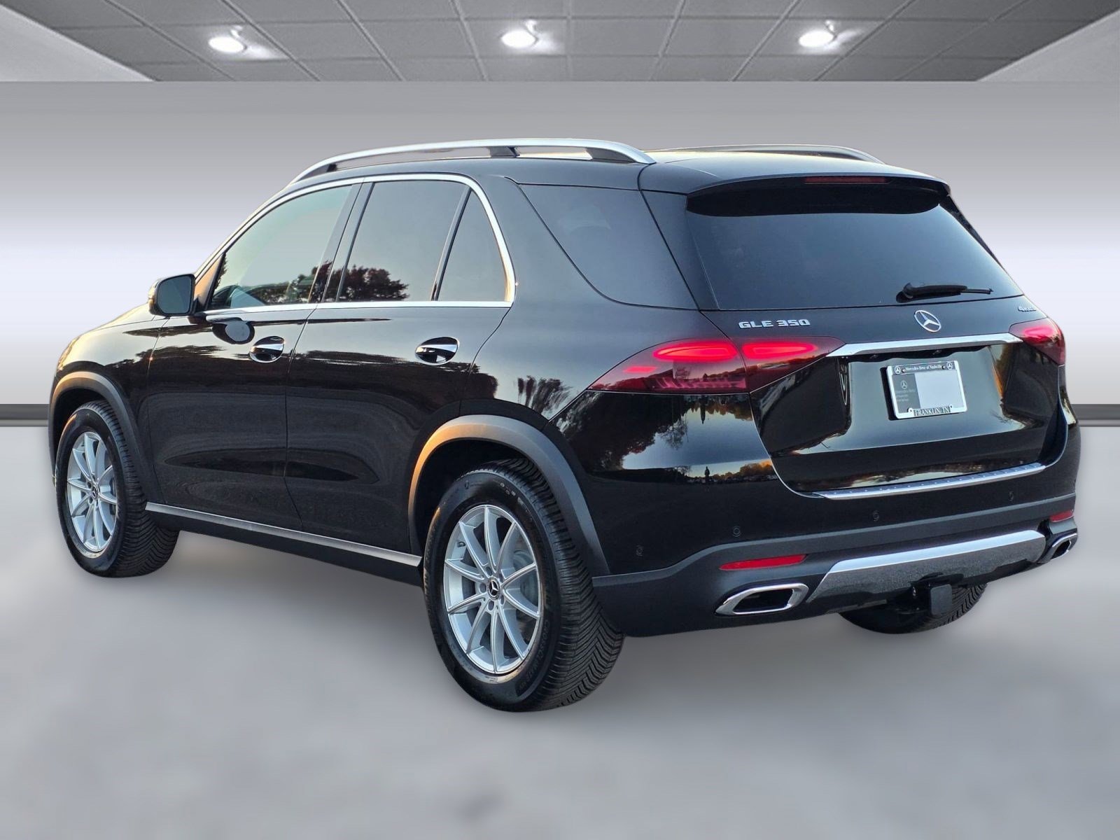 2026 Mercedes Benz GLE 350 4MATIC photo 2