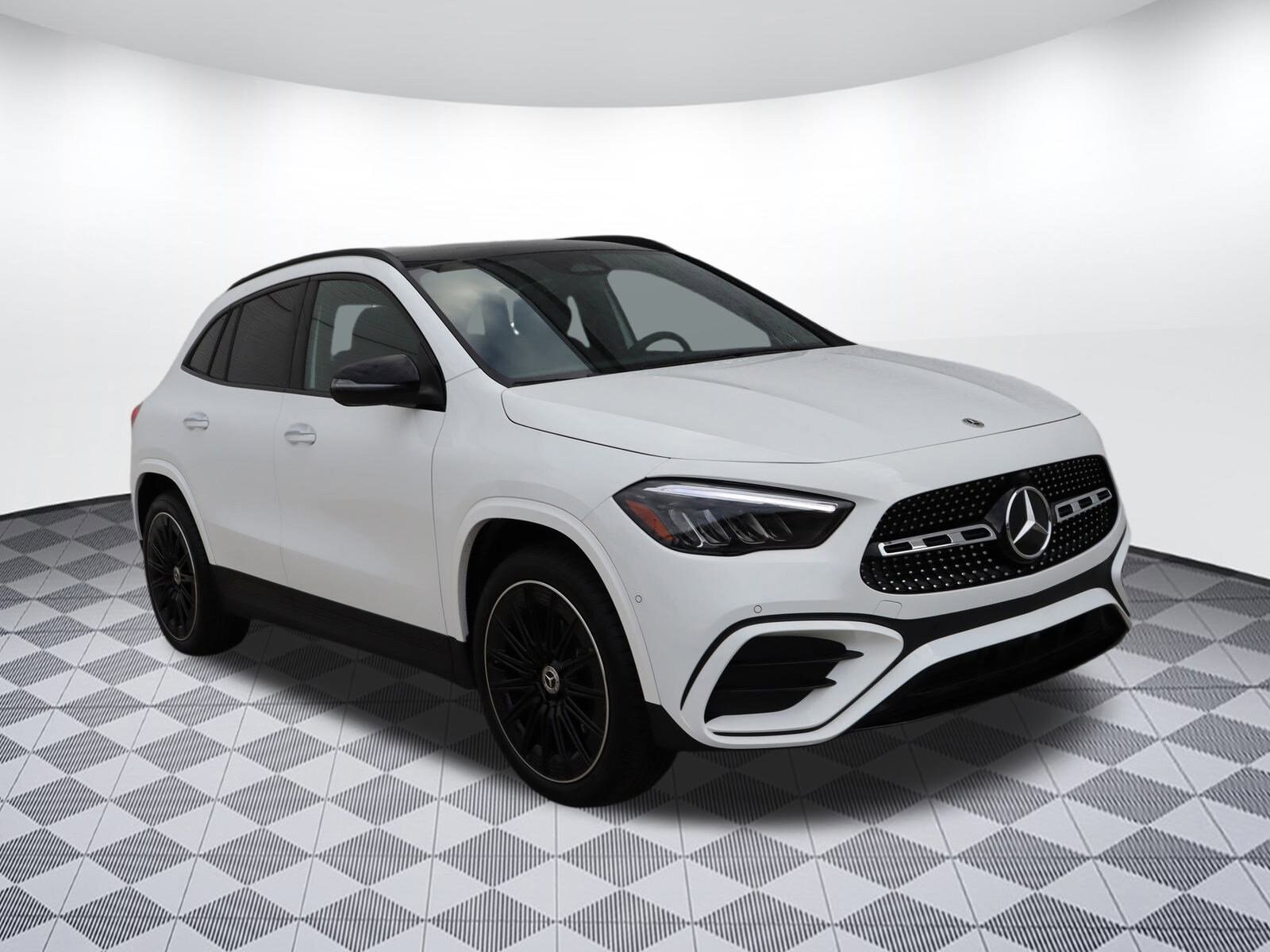 2025 Mercedes Benz GLA 250 photo 3