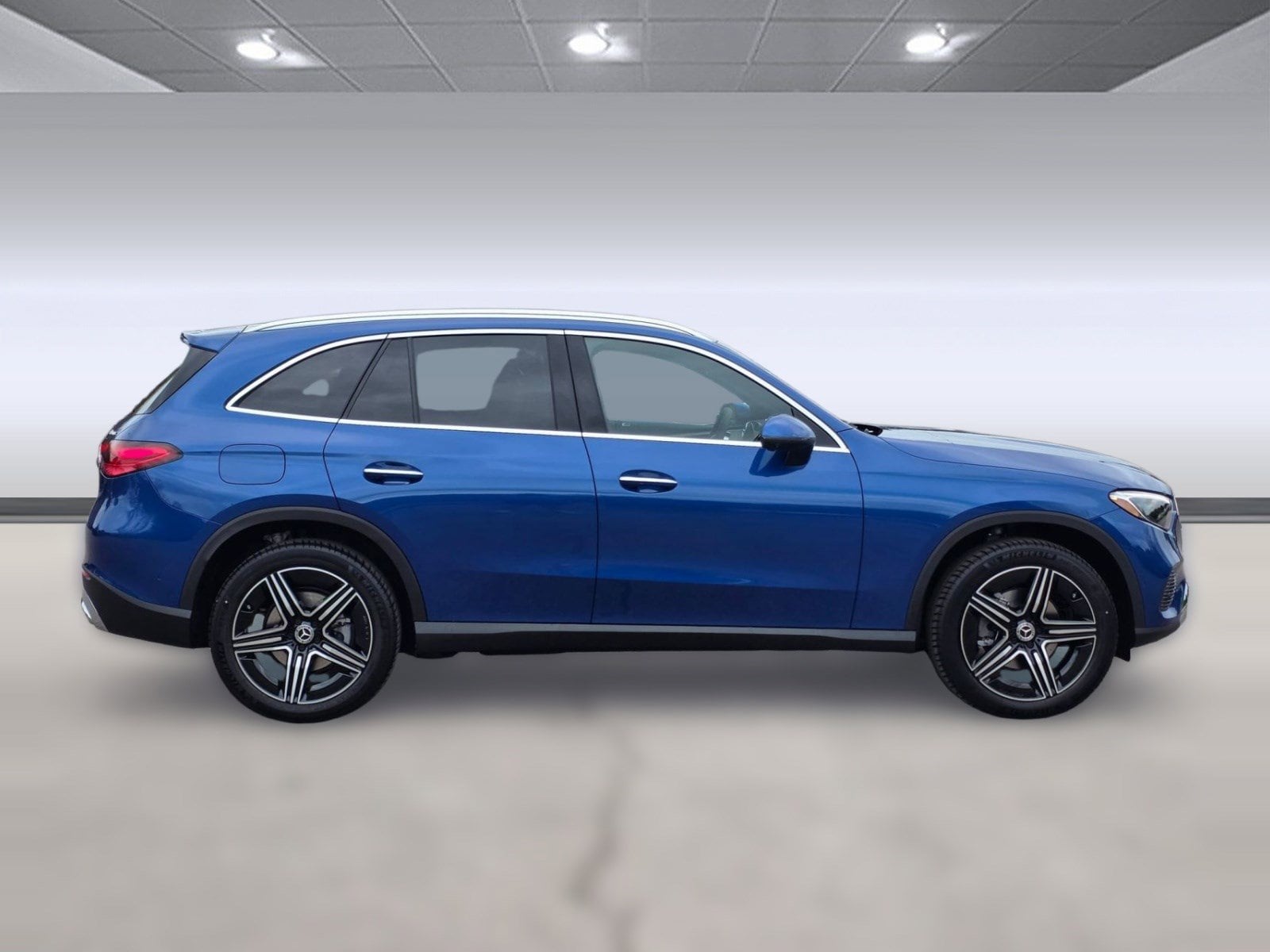 2026 Mercedes-Benz GLC Base - Photo 8