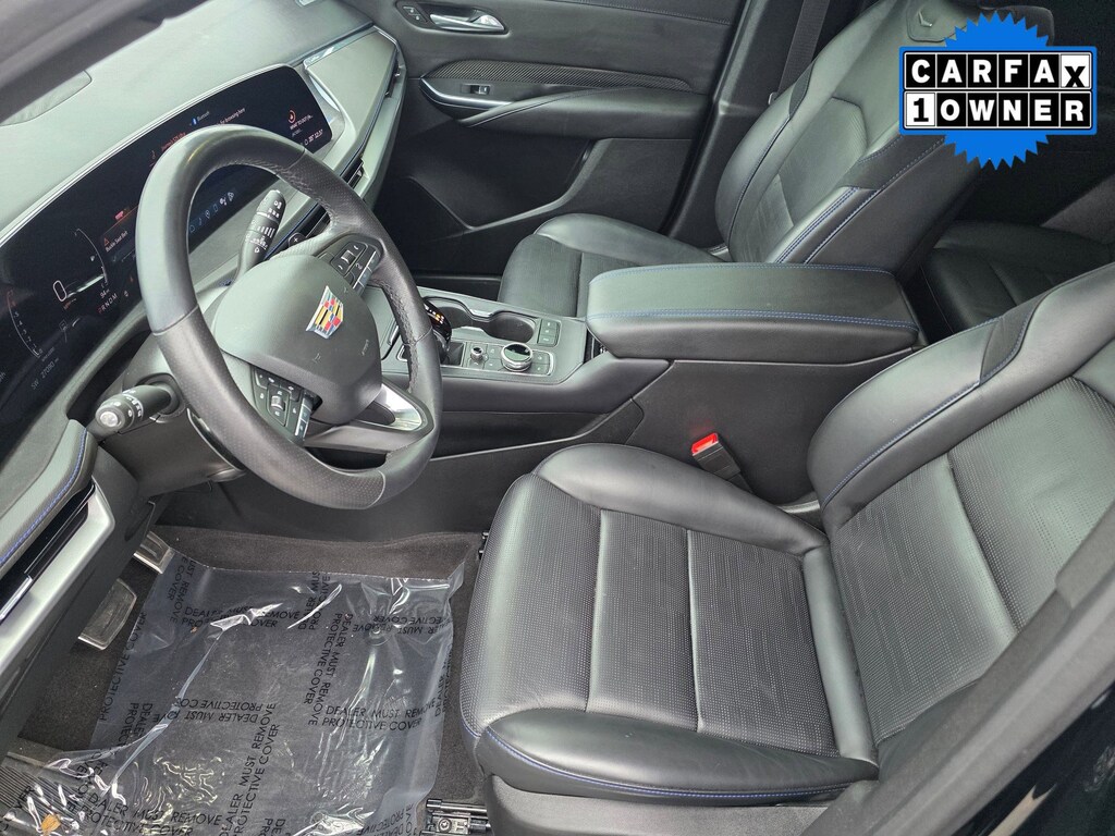2024 Cadillac XT4 Sport photo 4