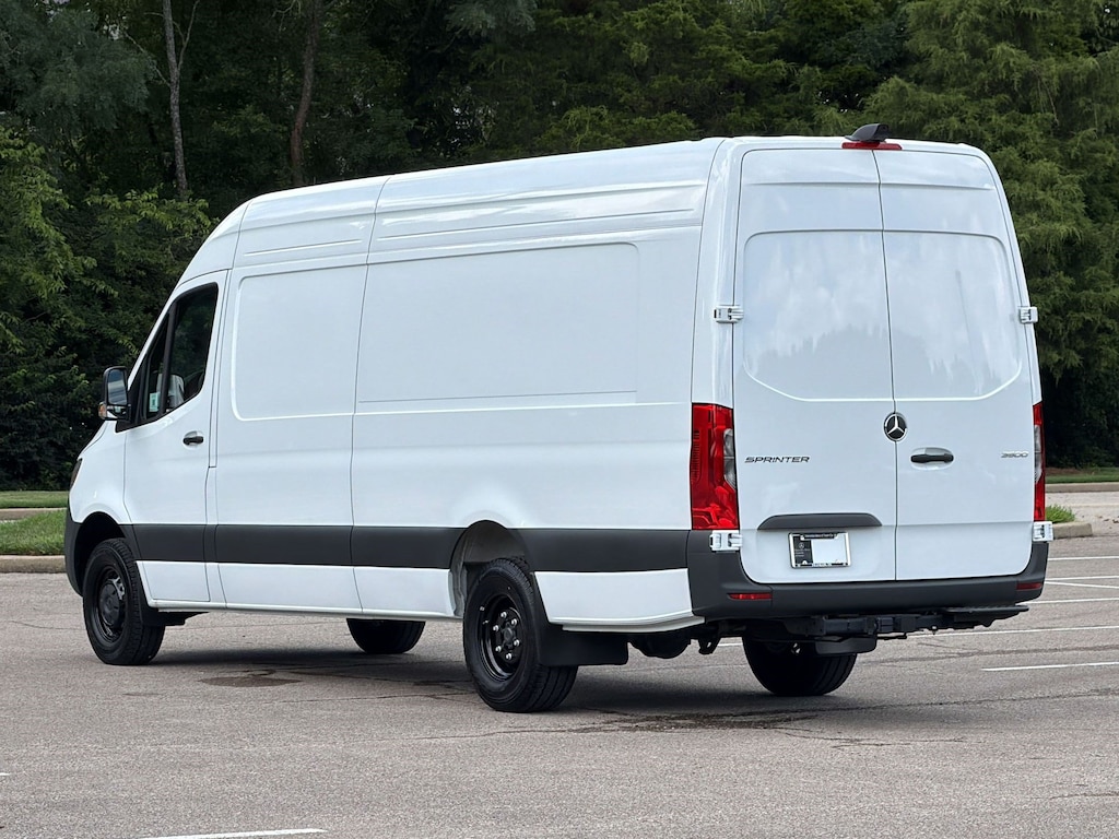 New 2026 Mercedes-Benz Sprinter Cargo Van 3500 High Roof I4 Diesel HO 170" Extended RWD 3500 High Roof I4 Diesel HO 170 Extended RWD